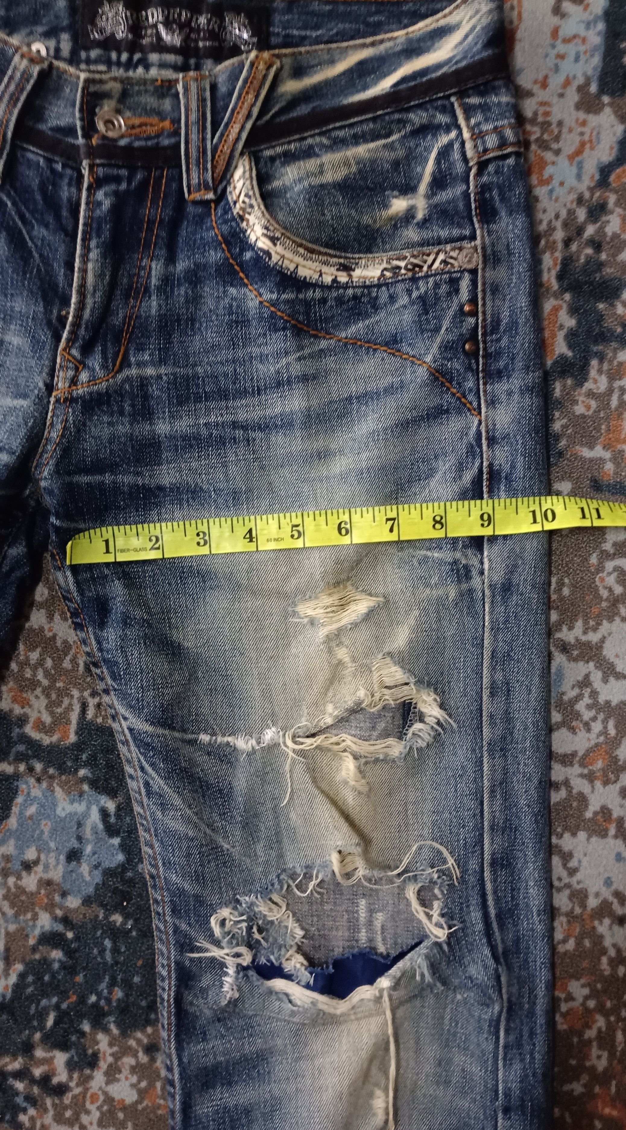 Japanese Brand 🔥Vintage Red Pepper embroidered VINTAGE 71 Distressed jeans Size US 31 - 20 Thumbnail