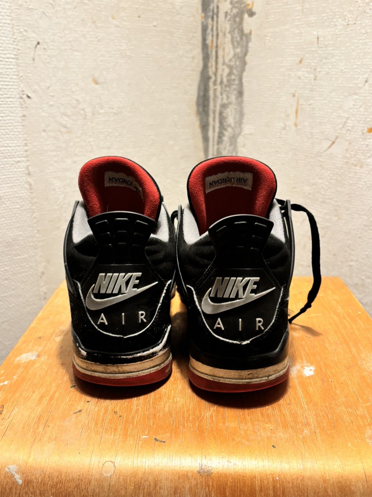 Jordan Brand Jordans black and red Size US 9 / EU 42 - 4 Thumbnail