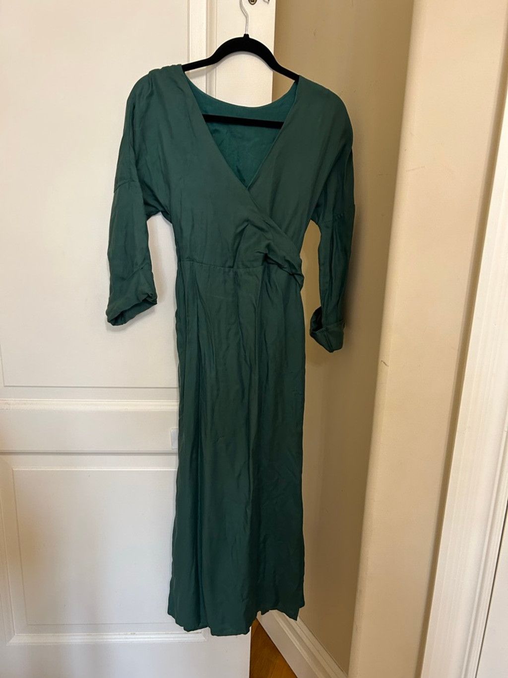 The Unbranded Brand Ajaie Alaie Green Wrap Midi Dress Size XS / US 0-2 / IT 36-38 - 3 Thumbnail