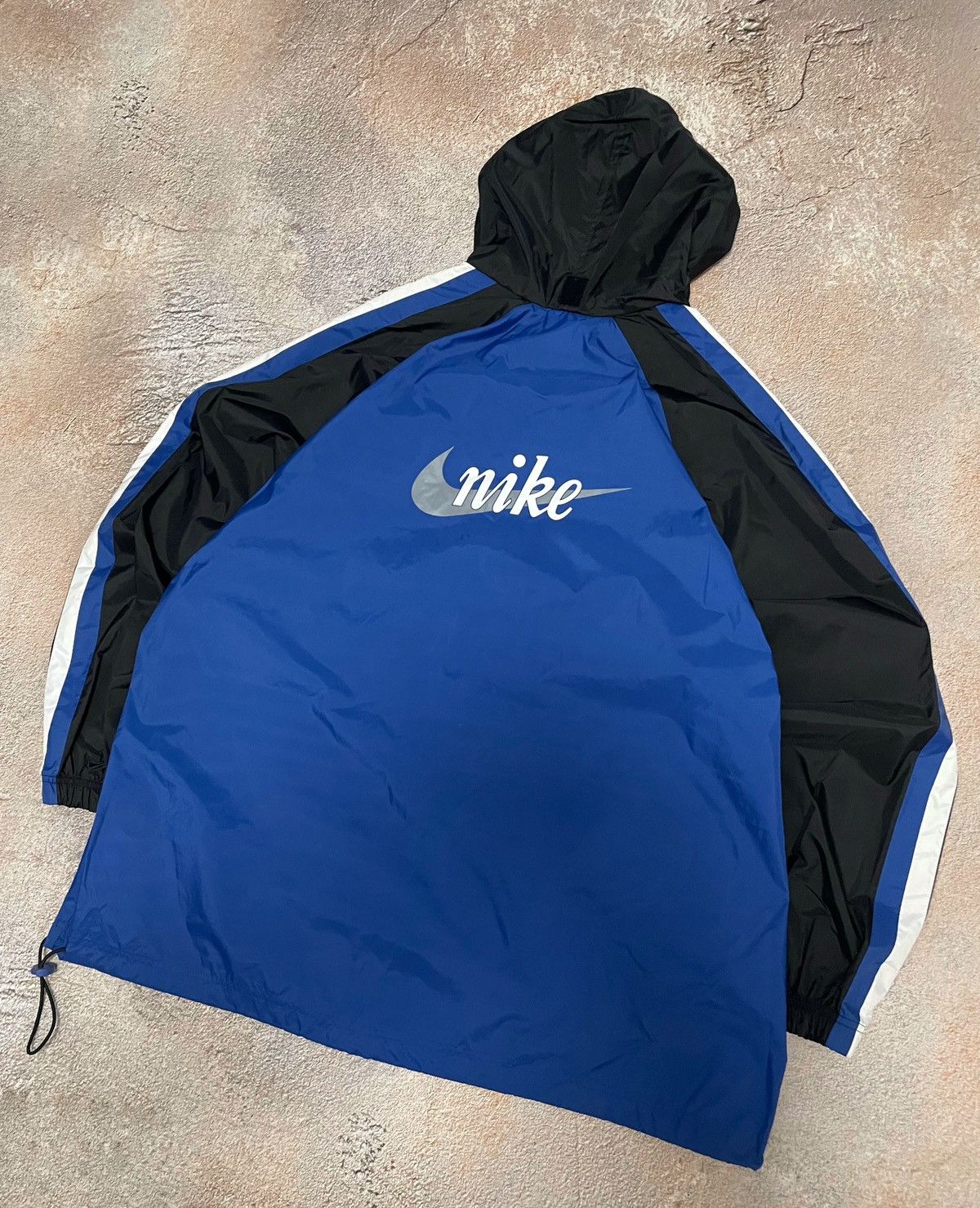 Nike Vintage Nike Big Logo Nylon Light Jacket Size US XXL / EU 58 / 5 - 2 Thumbnail