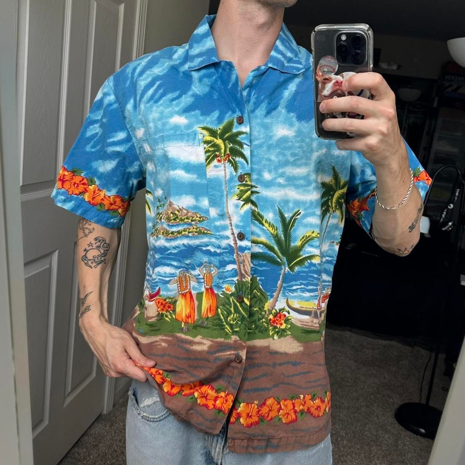 Vintage Vintage 90s Y2K Blue Hawaiian Aloha Costal AOP Button Up Size US M / EU 48-50 / 2 - 7 Thumbnail