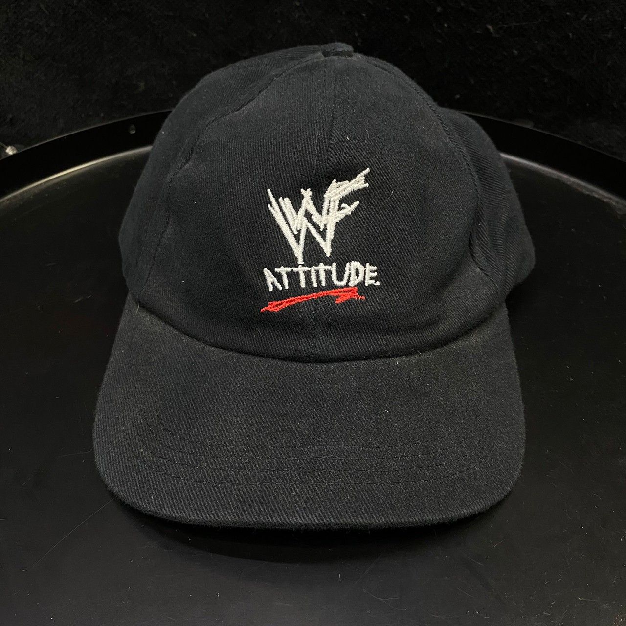 Chapeau Seau WWF/WWE The Rock Vintage Années 90/2000 - Neuf