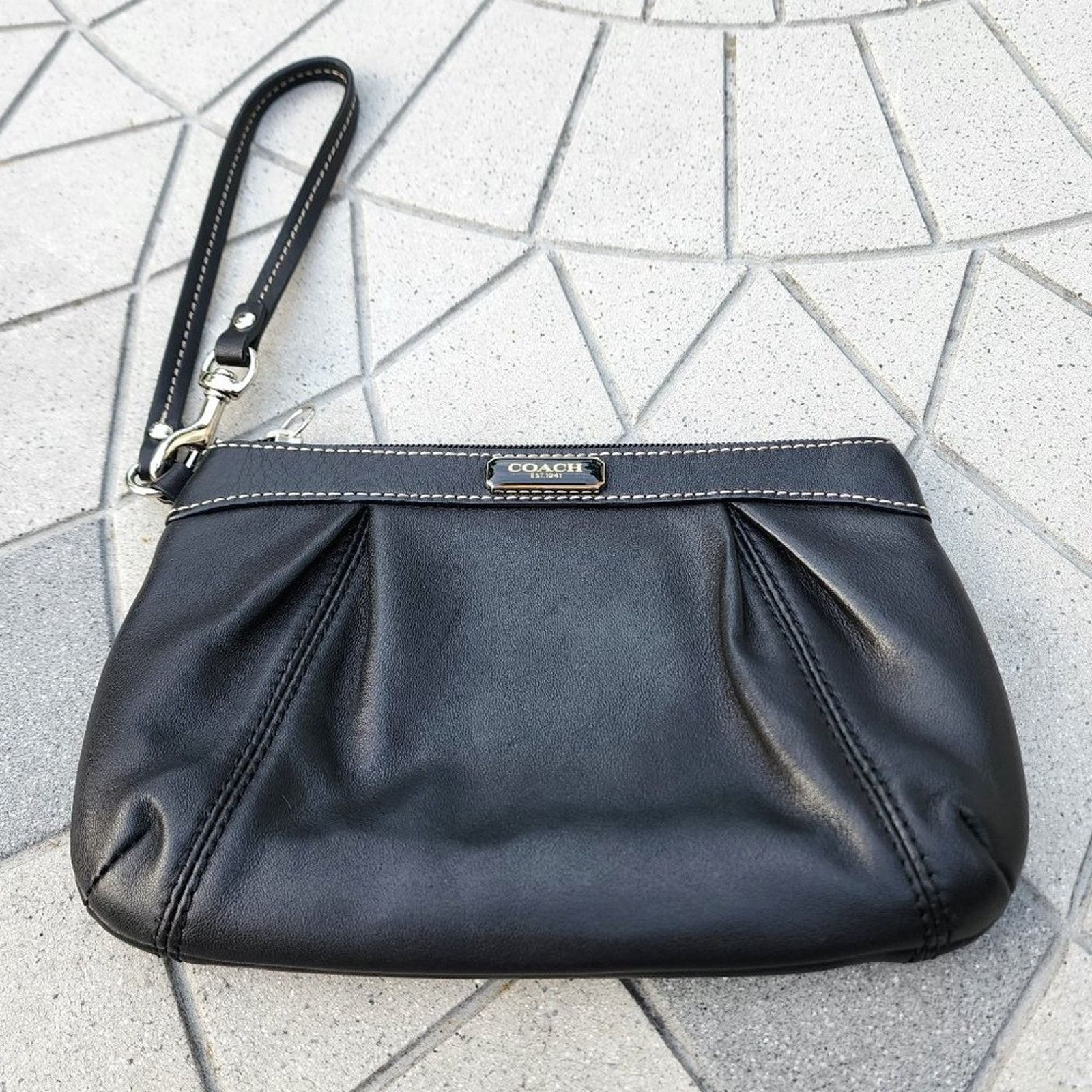 Coach Coach 1941 SOHO Pleated Leather Zip Clutch Wristlet Size ONE SIZE - 2 Thumbnail
