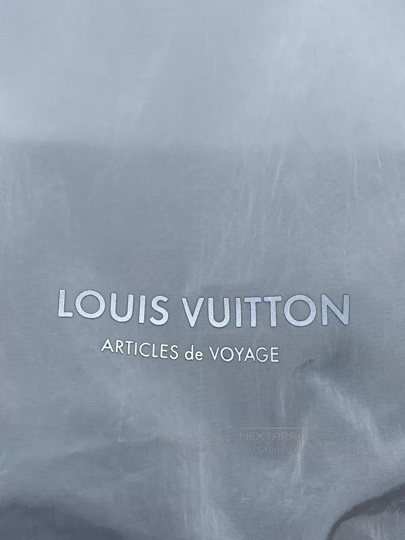 Louis Vuitton Louis Vuitton 26 New White Dark Rib Hooded jacket Size XXS / US 00 / IT 34 - 3 Thumbnail