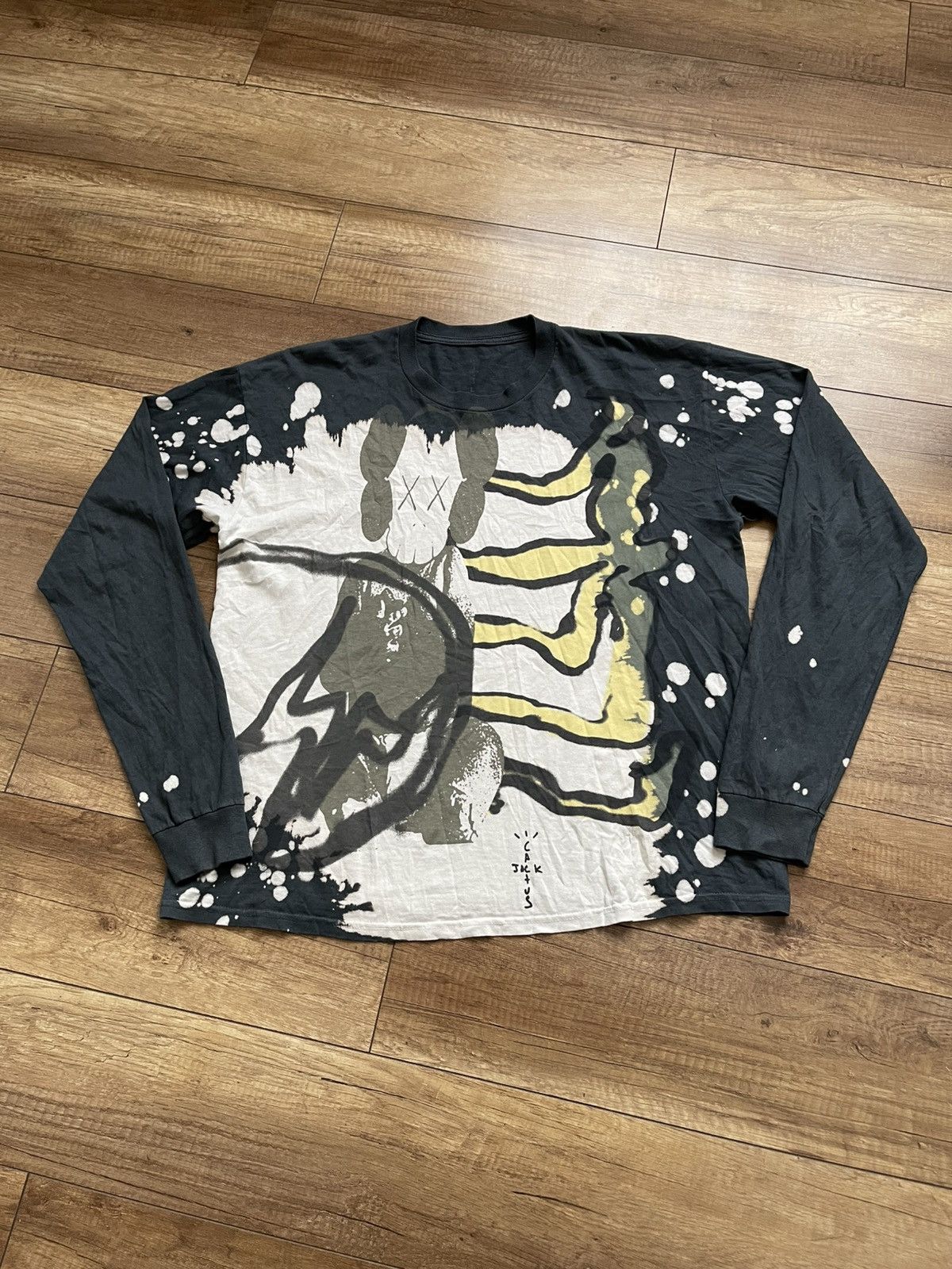 Fragment Design × Kaws × Travis Scott Kaws Cactus Jack Fragment Travis Scott Long Sleeve T-Shirt Size US L / EU 52-54 / 3 - 2 Thumbnail