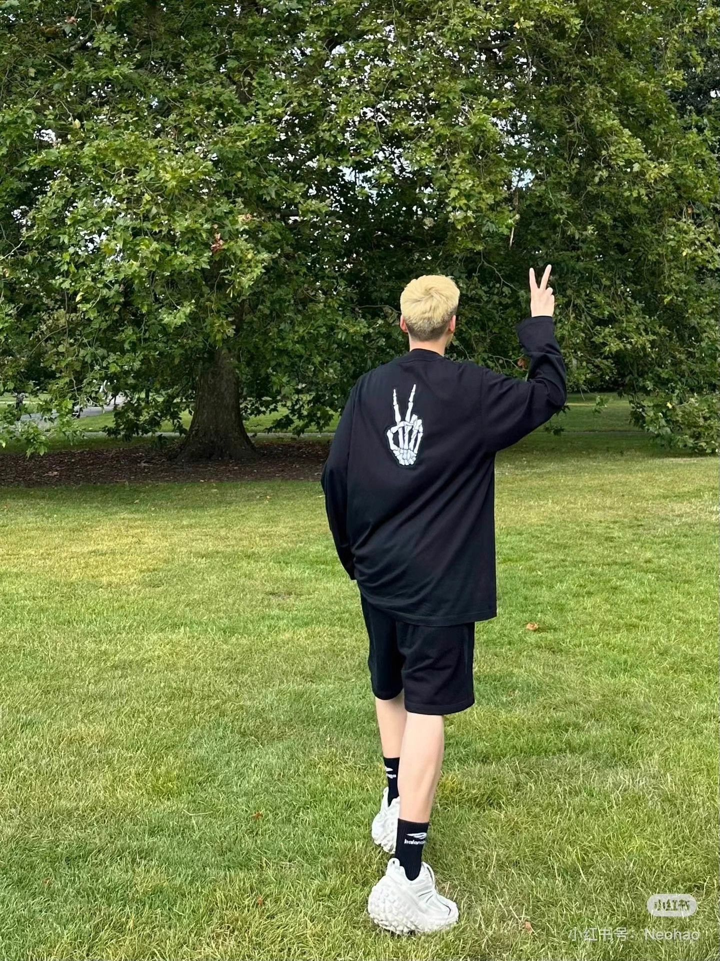 Balenciaga Balenciaga Melting Smiley Hoodie - Size XS - Worn Twice Size XS / US 0-2 / IT 36-38 - 8 Thumbnail