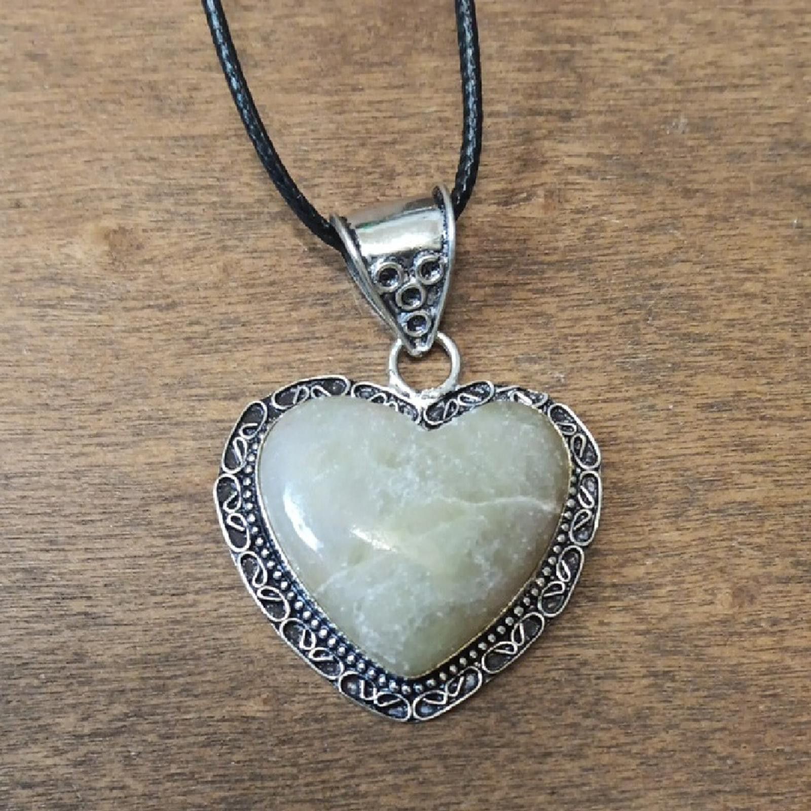 Designer Elegant Heart Pendant Necklace Size ONE SIZE - 1 Thumbnail