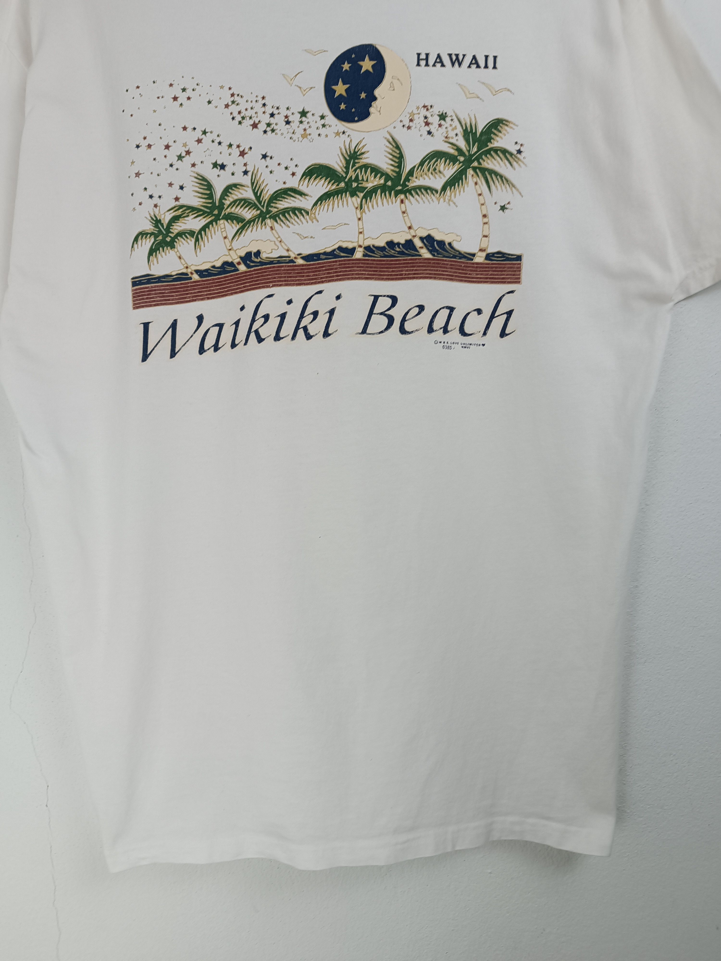 Vintage VINTAGE Y2K WAIKIKI BEACH HAWAII GUAM SURF SUN TEE Size US L / EU 52-54 / 3 - 8 Thumbnail