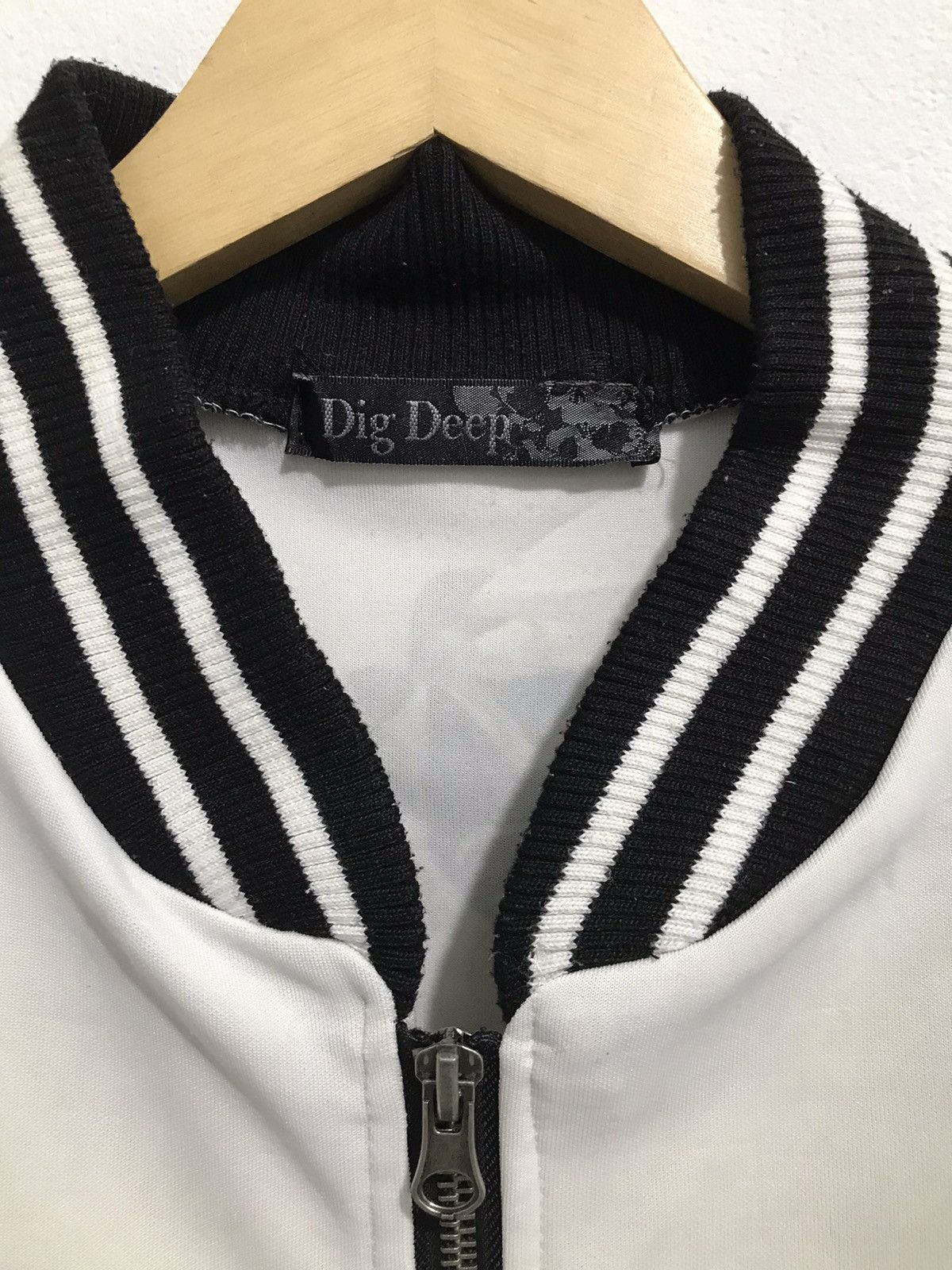If Six Was Nine Digdeep gothic Skull track jacket y2k style Size US S / EU 44-46 / 1 - 9 Thumbnail