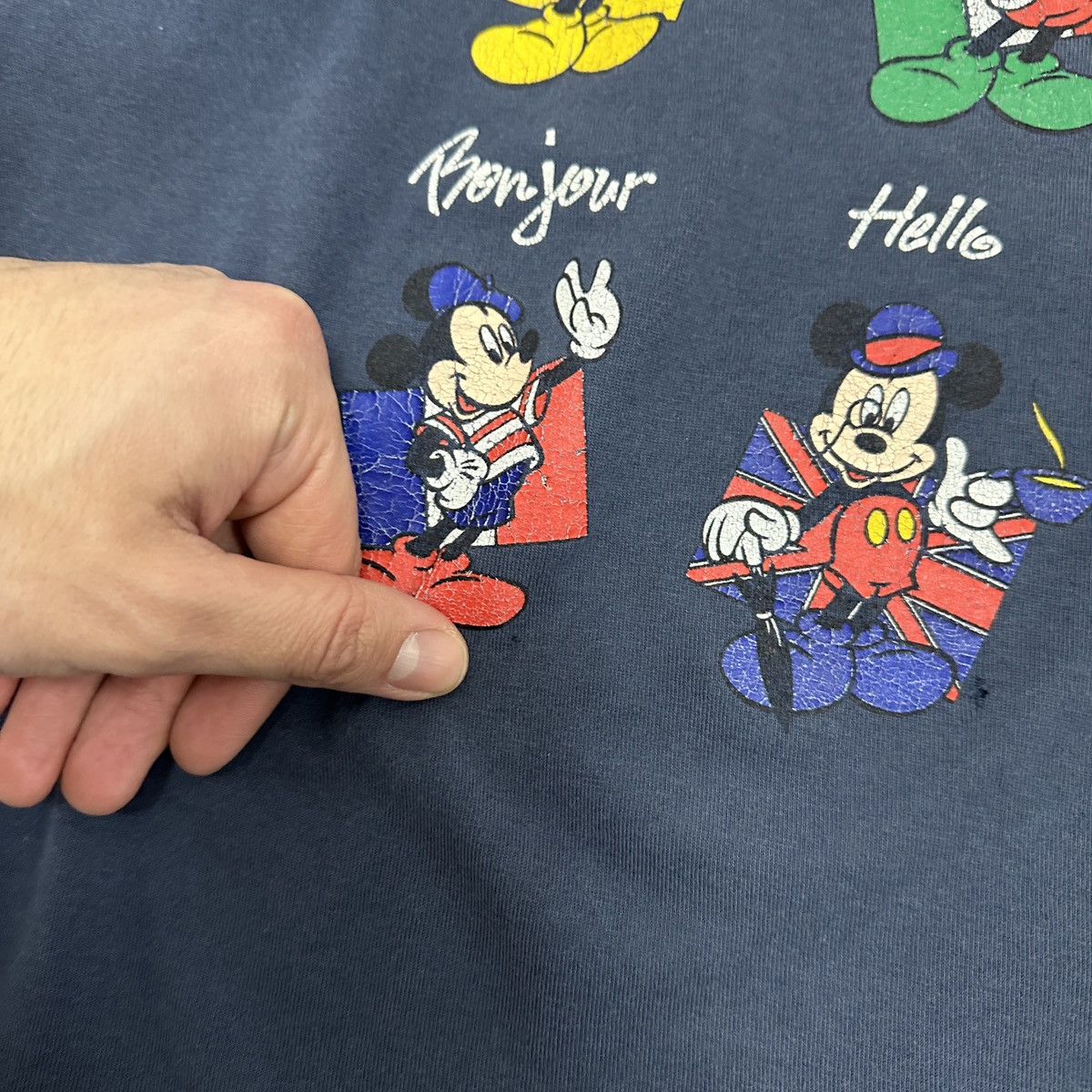 Disney Vintage 90s Disneyland Paris Hello Mickey Mouse tee Europe Size US XL / EU 56 / 4 - 5 Thumbnail