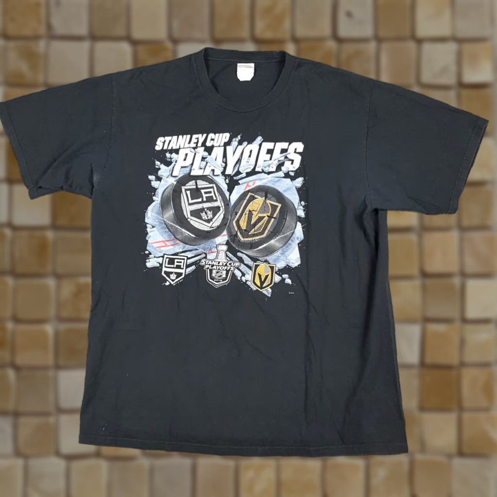 NFL VINTAGE NFL T-Shirt 2018 Stanley Cup Playoffs Vegas Golden Knights Black XL Mens Size US XL / EU 56 / 4 - 1 Thumbnail