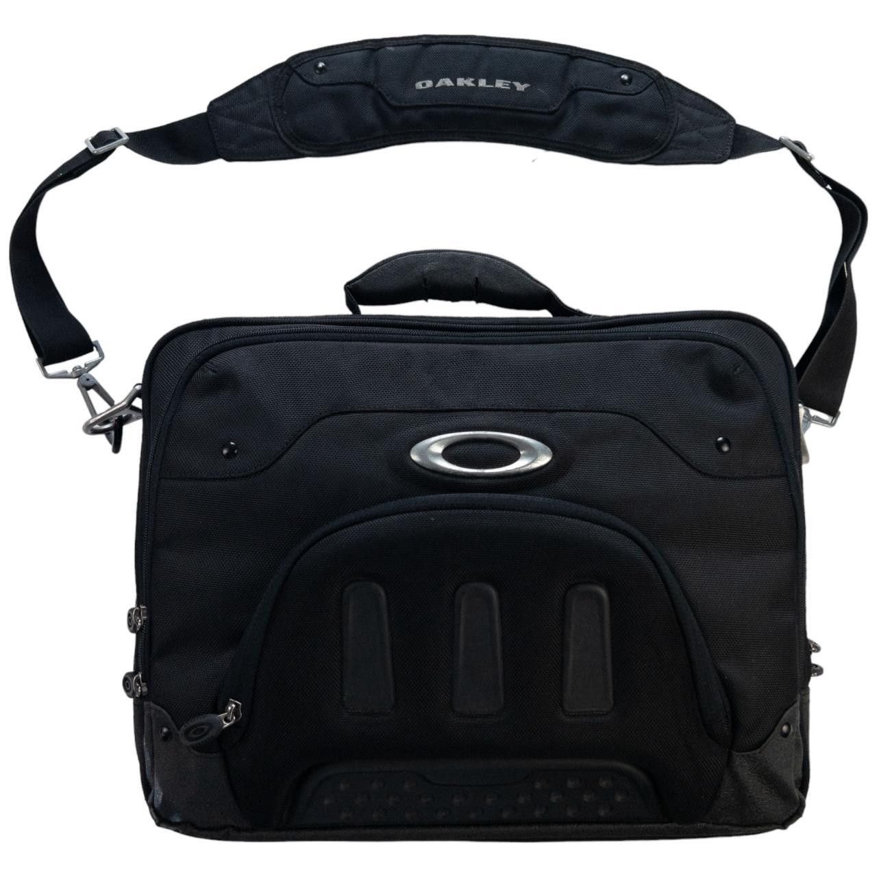 Oakley laptop messenger bag on sale