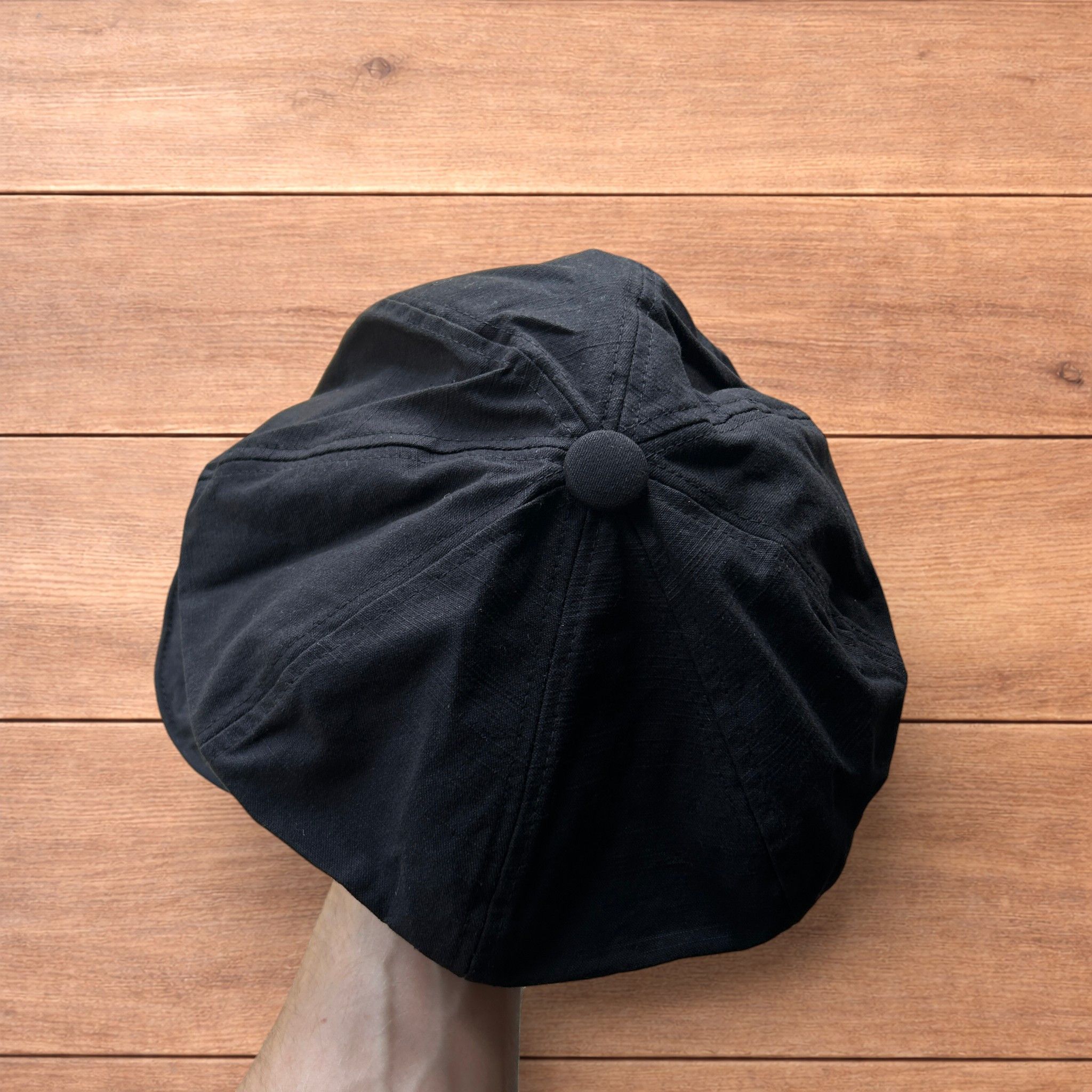 Japanese Brand Vintage style newsboy painter flat cap beret in black. Size ONE SIZE - 3 Thumbnail