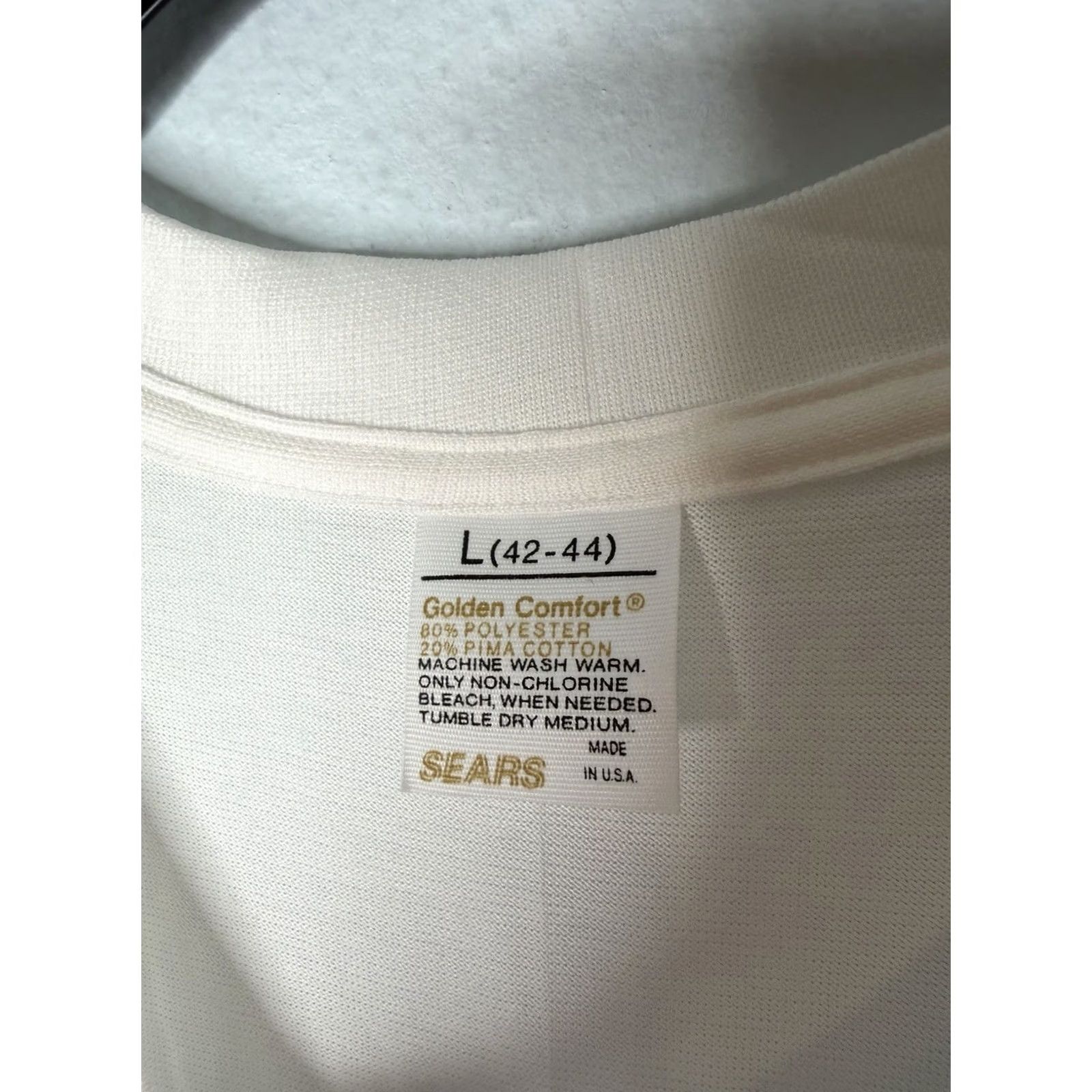 Sears VINTAGE Sears Golden Comfort Plus Mens Large White V Neck T Shirt Undershirt Unworn Size US L / EU 52-54 / 3 - 3 Thumbnail