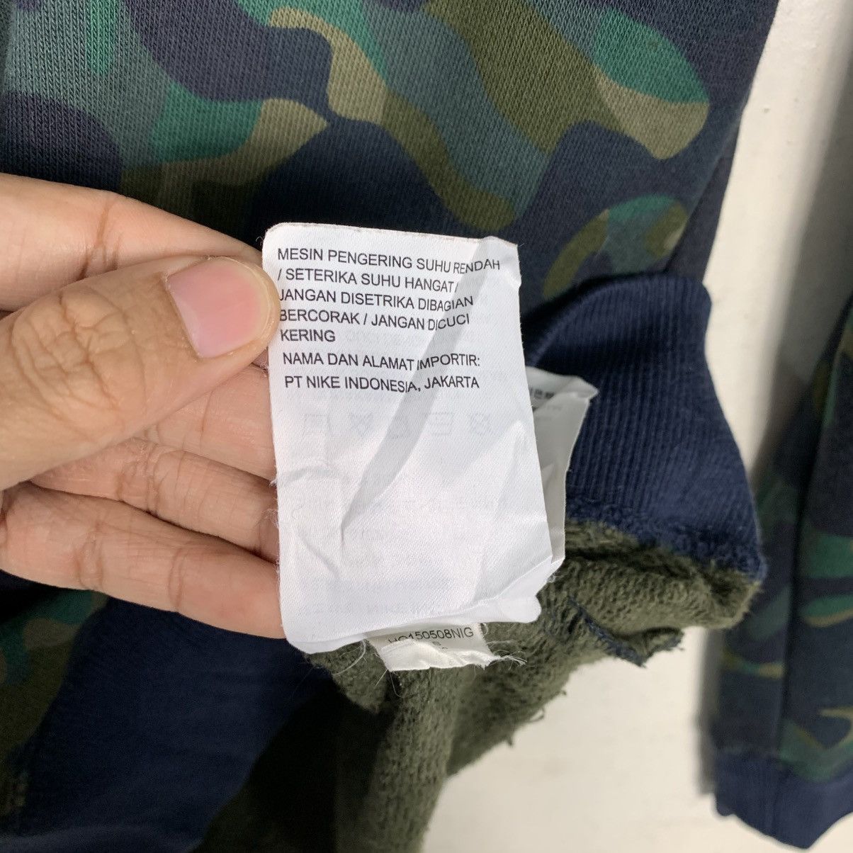 Nike Nike Camo Big Logo Sweatshirt Size S / US 4 / IT 40 - 18 Thumbnail