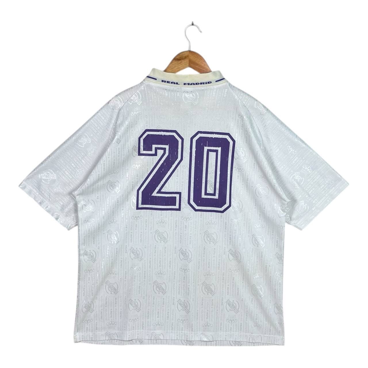 Vintage Vintage Real Madrid 96-97 Home Kelme La Liga Soccer Jersey Size US XL / EU 56 / 4 - 2 Thumbnail