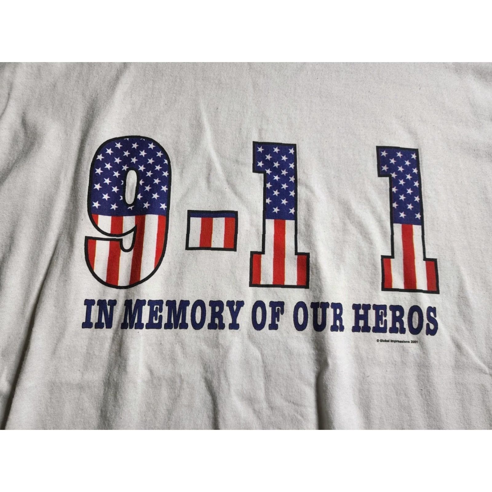 Vintage VINTAGE Unbranded Graphic Tee T-Shirt Mens XL White 9/11 World Trade Center Heroes Fire Size US XL / EU 56 / 4 - 4 Thumbnail