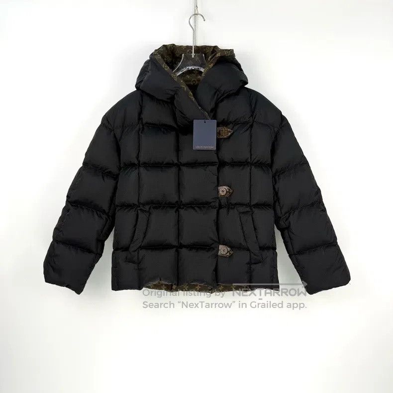 Louis Vuitton Louis Vuitton Black presbyopic leather label hooded down j Size XS / US 0-2 / IT 36-38 - 3 Thumbnail