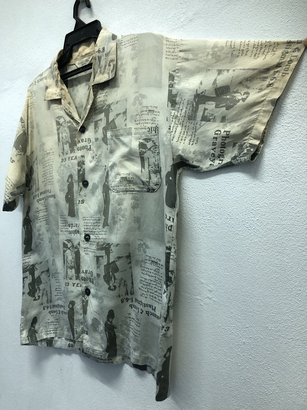 Japanese Brand × Vintage Vintage G-HOUSE "Pour Homme" Newspaper Print Shirt – Size M Size US M / EU 48-50 / 2 - 4 Thumbnail
