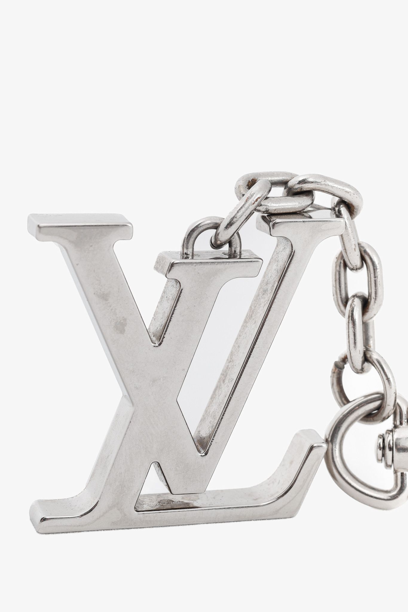 Louis Vuitton Louis Vuitton Silver-Tone LV Initials Keyholder Size ONE SIZE - 2 Thumbnail