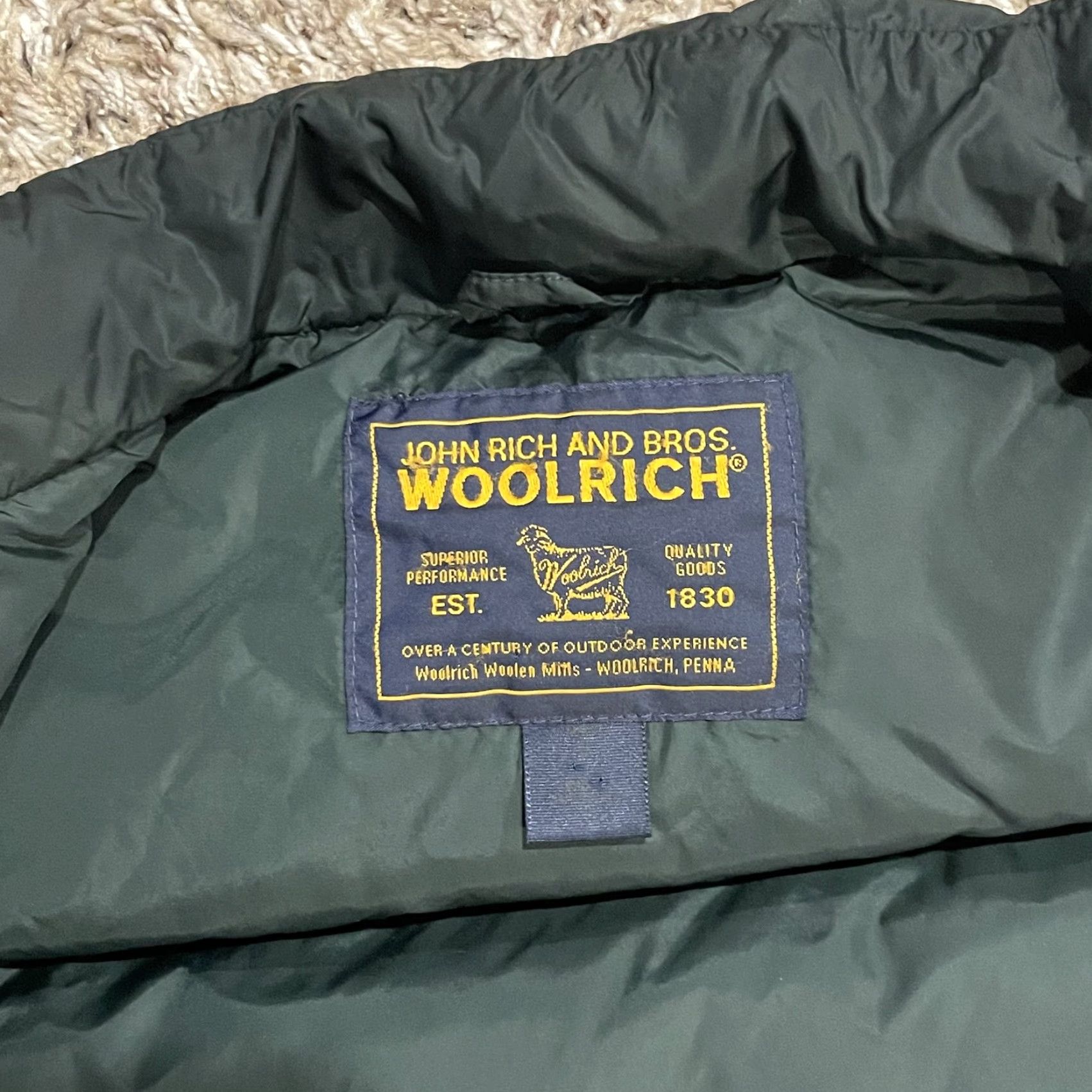 Vintage Woolrich Down Vest Mens S Puffer Jacket Nylon Green Timber Wolf Lake Outdoor Size US S / EU 44-46 / 1 - 5 Thumbnail