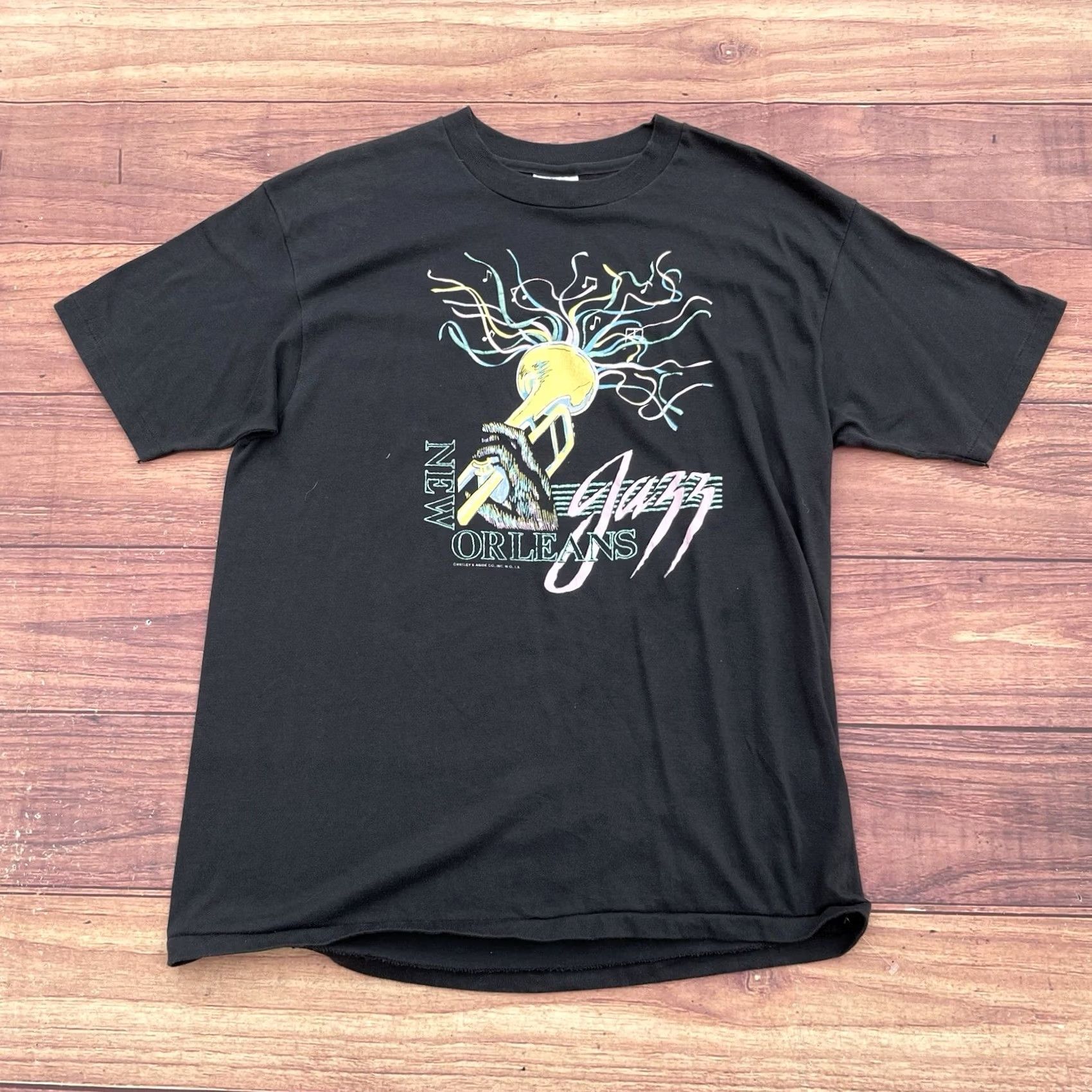 Hanes VINTAGE Hanes T-Shirt 50/50 Black Crew Neck Short Sleeve XL 80s New Orleans Jazz French Quarter Mardi Gras Horns 80s Mens Size US XL / EU 56 / 4 - 2 Thumbnail