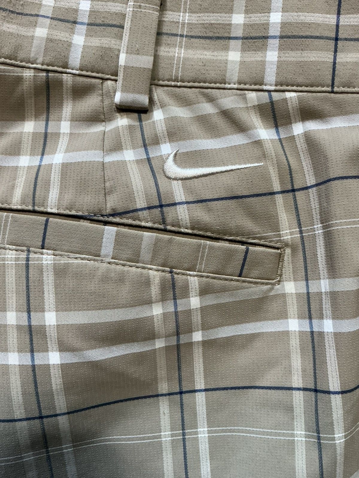 Nike Nike Dri Fit Golf Plaid Swoosh Performance 11" Inseam Shorts Size US 34 / EU 50 - 6 Thumbnail