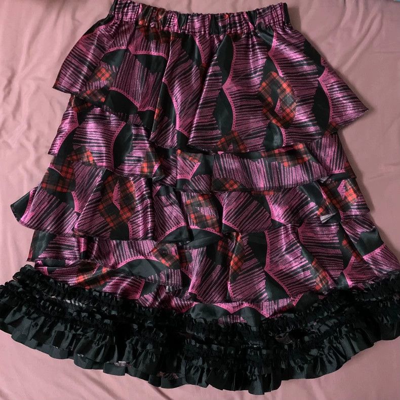 Comme des Garcons Comme Des Garcons Printed cake skirt 2506-Nextarrow Size 25" / US 0 / IT 36 - 1 Thumbnail