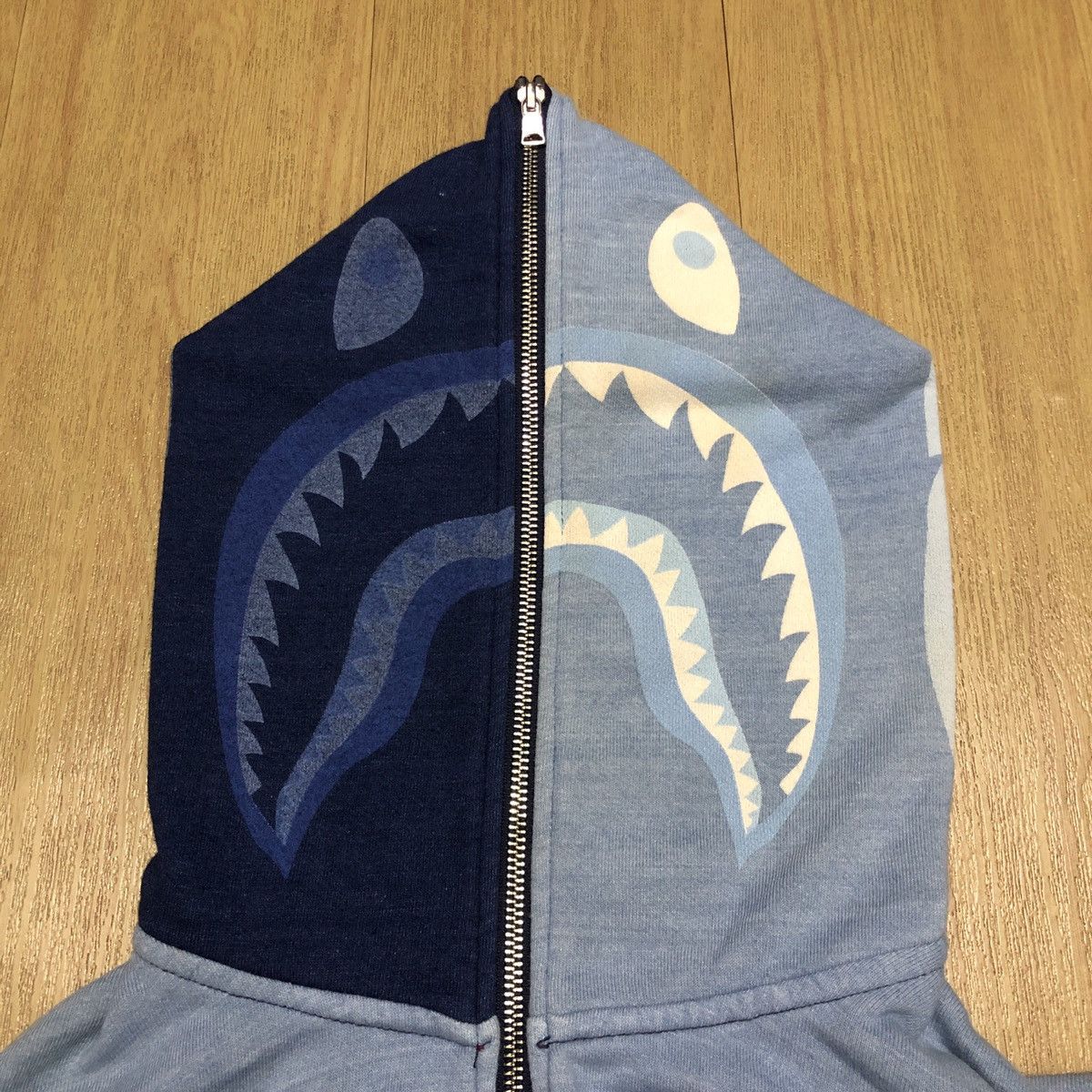 Bape RARE OG BAPE Indigo Shark Hoodie Size US M / EU 48-50 / 2 - 4 Thumbnail