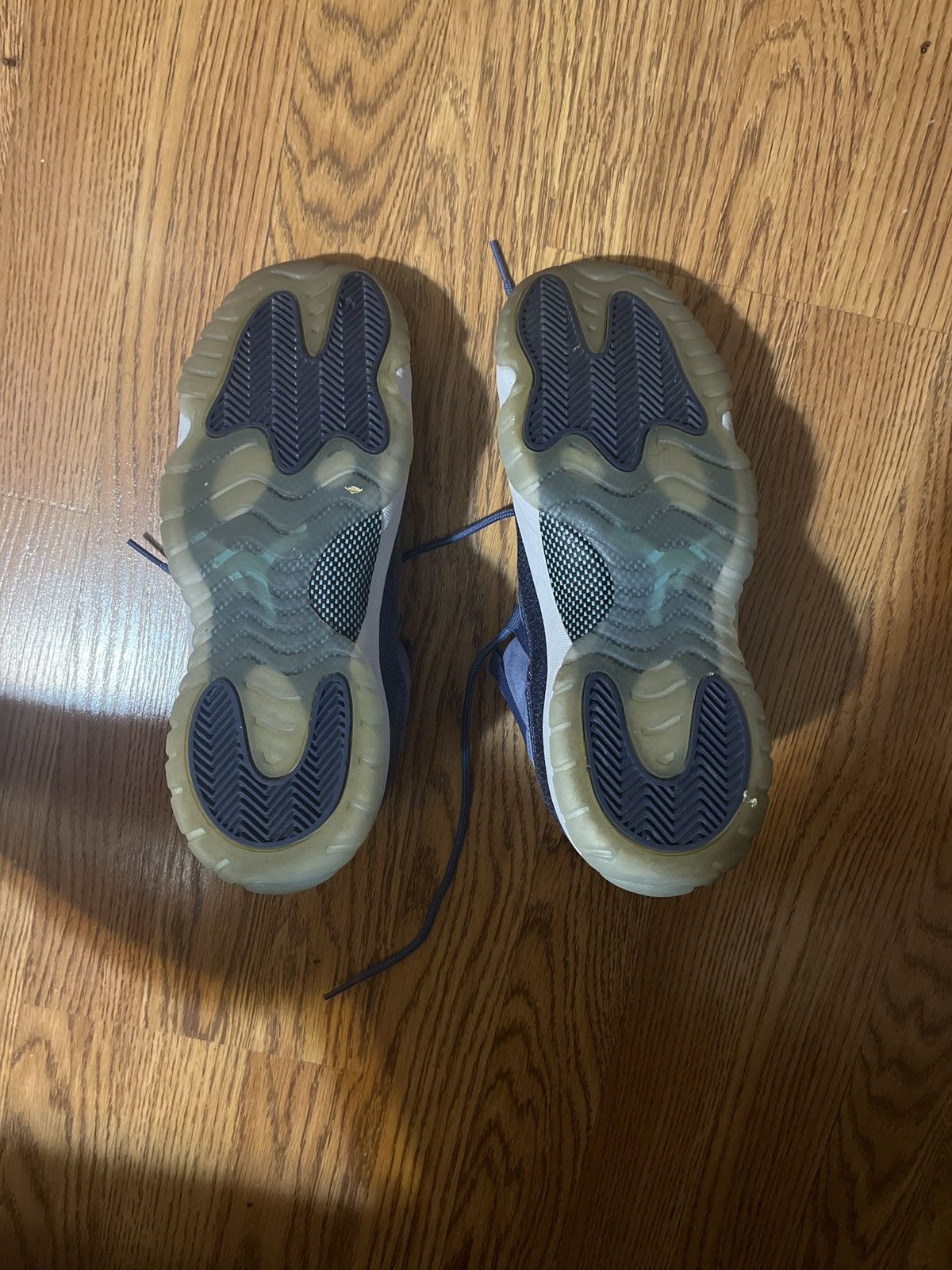 Jordan Brand Air Jordan 11 Size US 7.5 / EU 40-41 - 5 Thumbnail