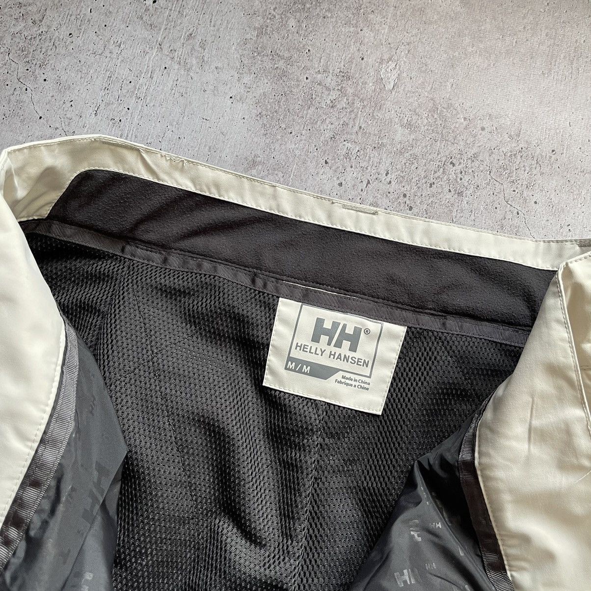 Helly Hansen Helly Hansen white/cream ski outdoor pants Size US 32 / EU 48 - 17 Thumbnail