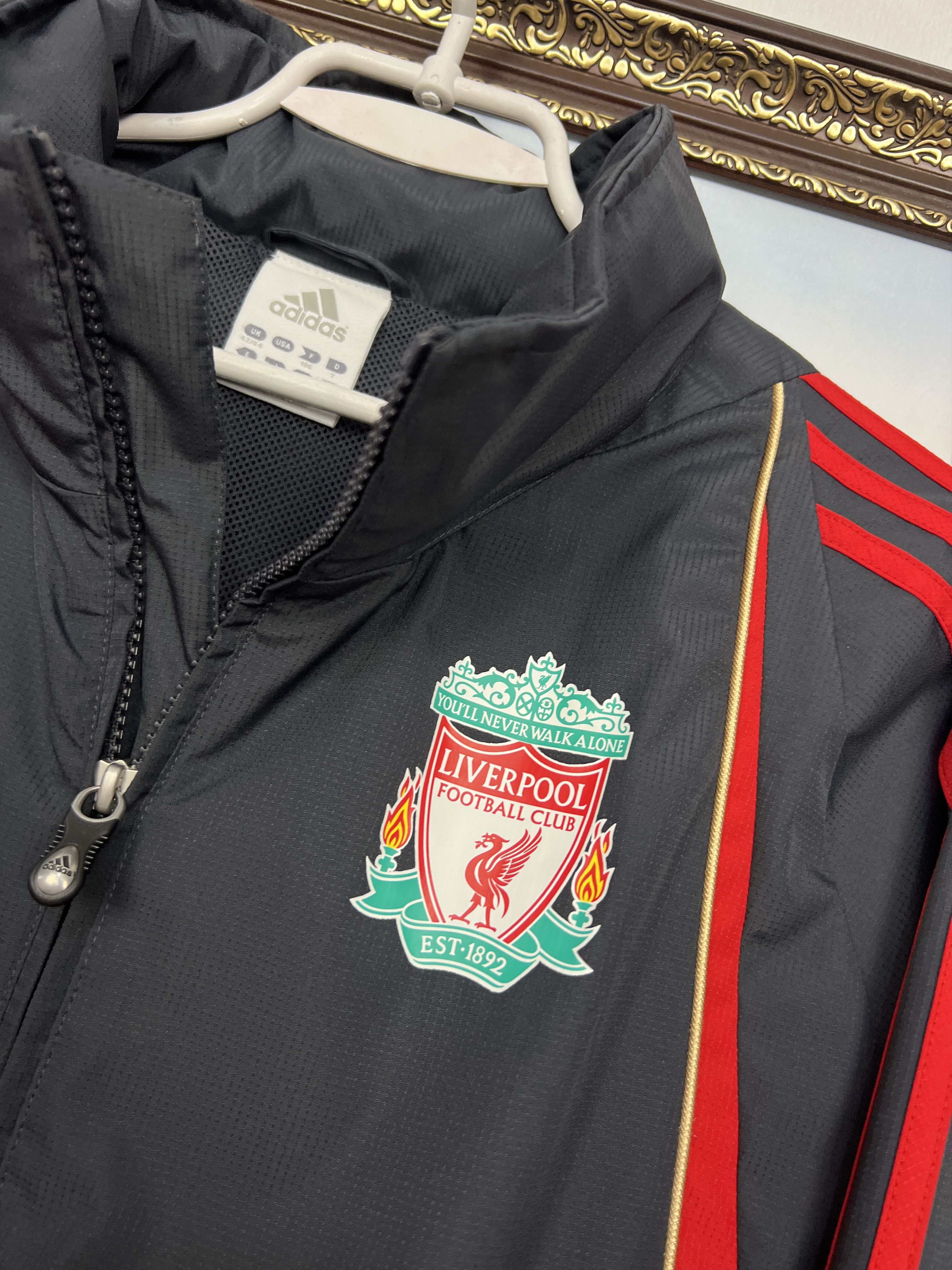 Adidas Vintage Adidas Liverpool Football Jacket Track Top Hooded Size US L / EU 52-54 / 3 - 3 Thumbnail