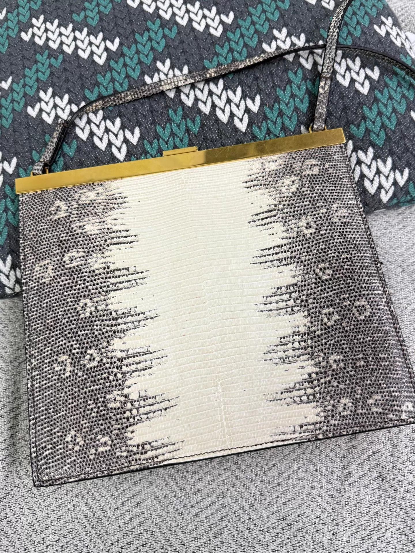 Celine Celine Himalayan Lizard Clasp Mini Vintage Clutch Size ONE SIZE - 3 Thumbnail