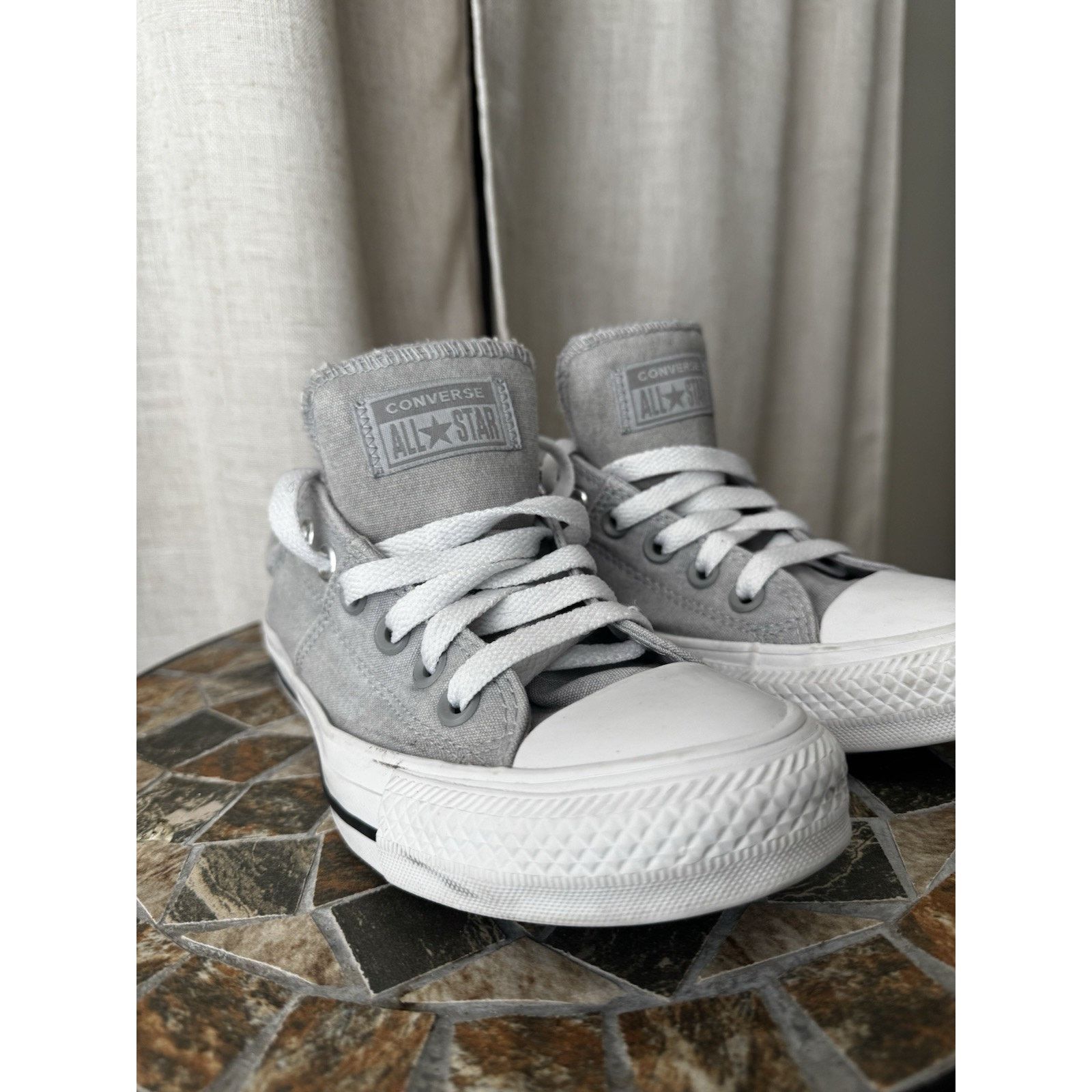 Converse Converse Chuck Taylor All Star Low Wolf Grey Size Women’s 7 Size US 7 / IT 37 - 13 Thumbnail