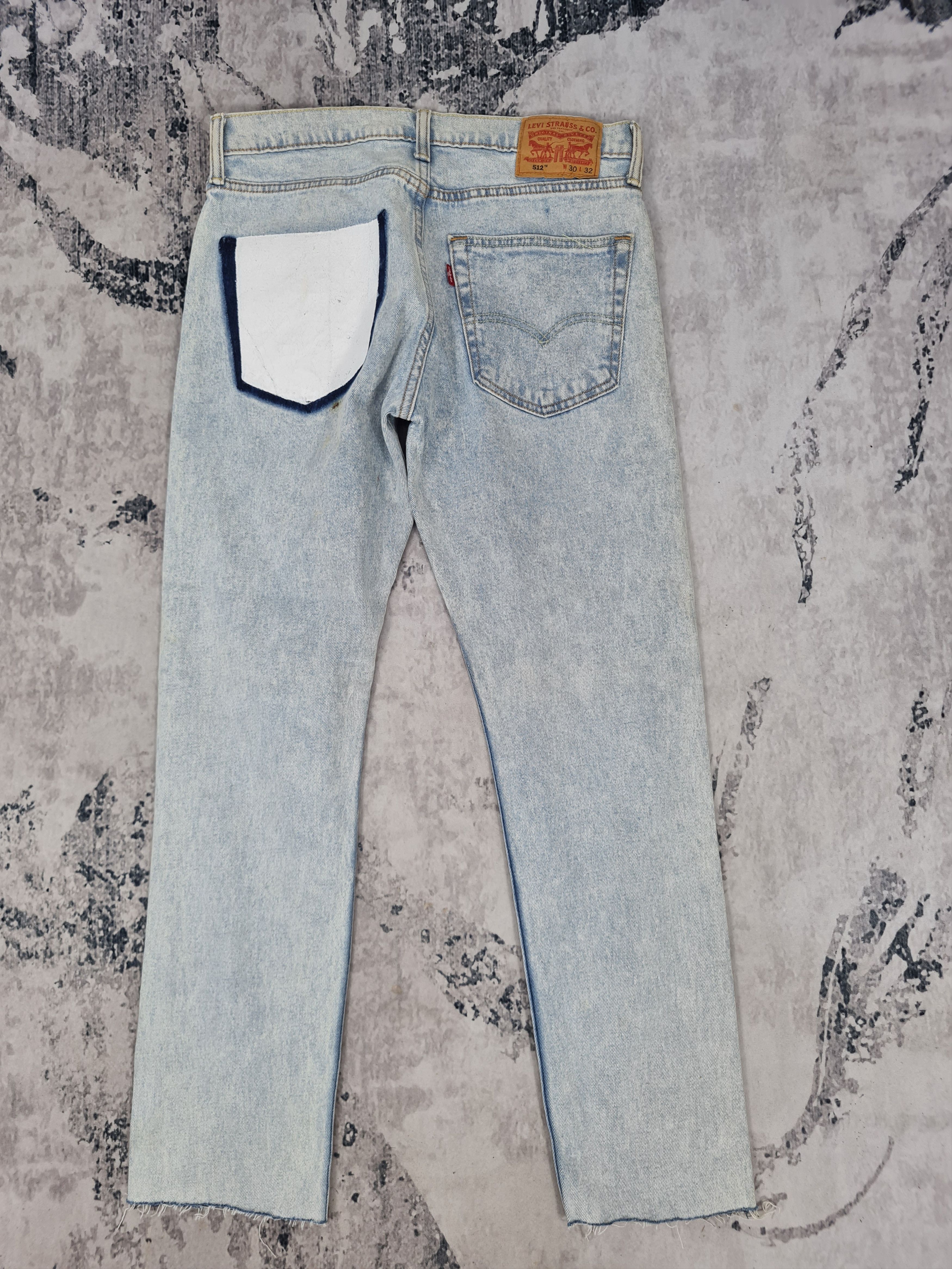 image of Levis 512 Faded Cropped Slim Fit Jeans L0353 Size 31X28.5 in Light Blue, Men's