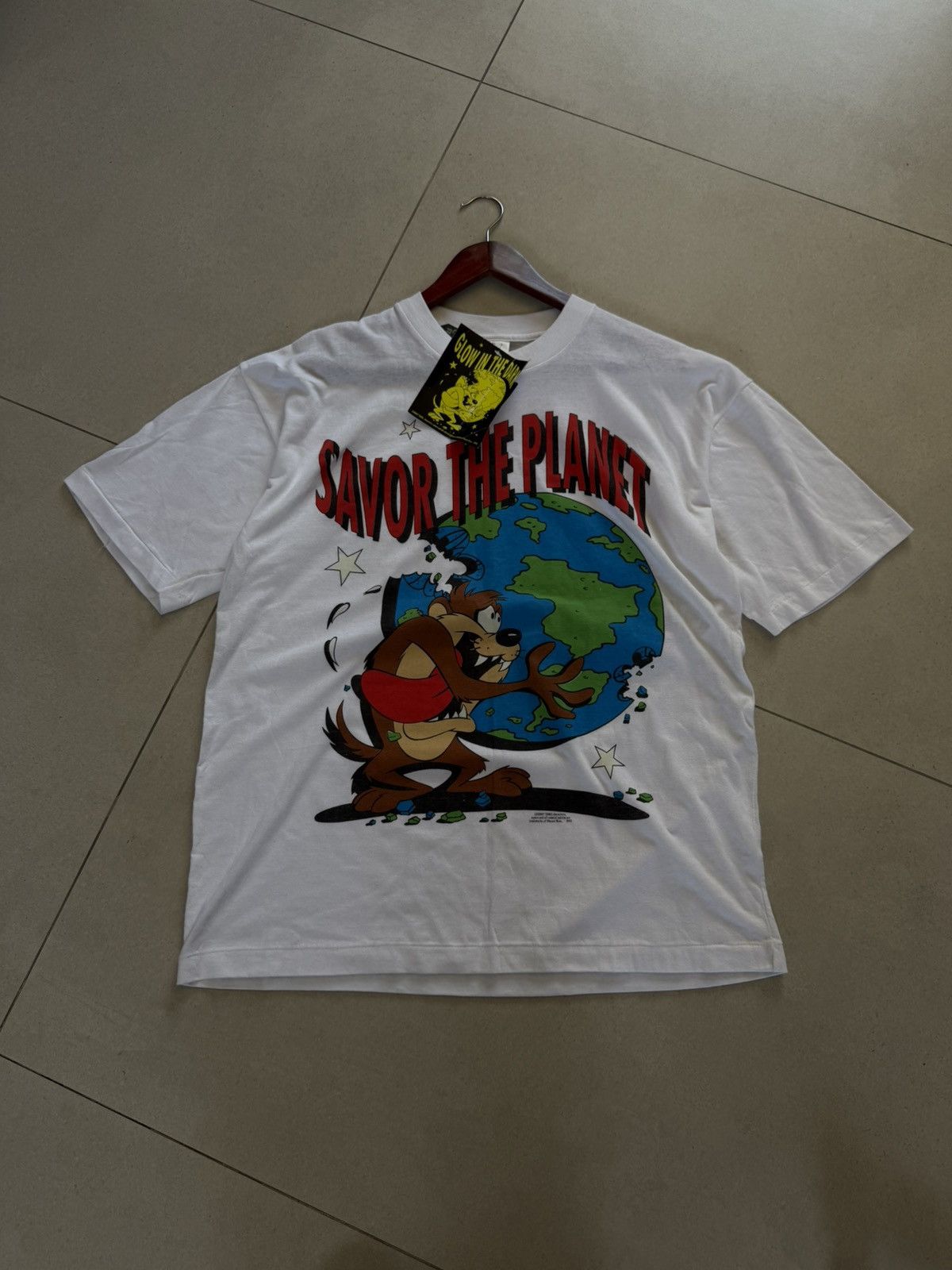 Warner Bros Vintage 90s Taz LT WB “Save The Planet” GLOW IN THE DARK Size US XL / EU 56 / 4 - 1 Thumbnail