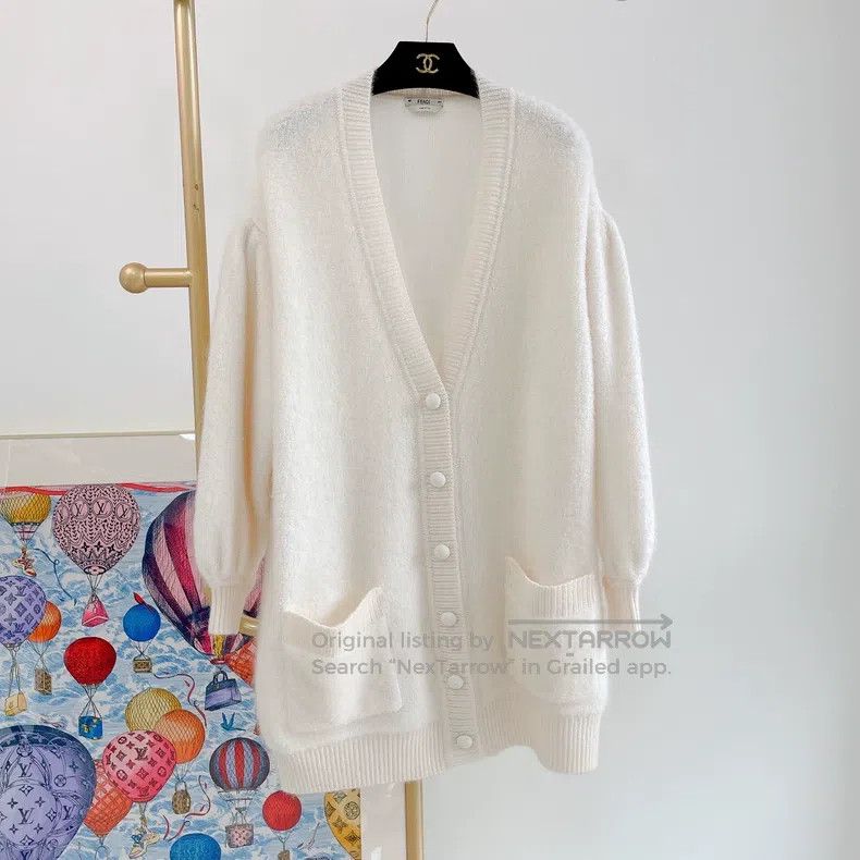 Fendi Fendi White knitted cardigan Size S / US 4 / IT 40 - 1 Thumbnail