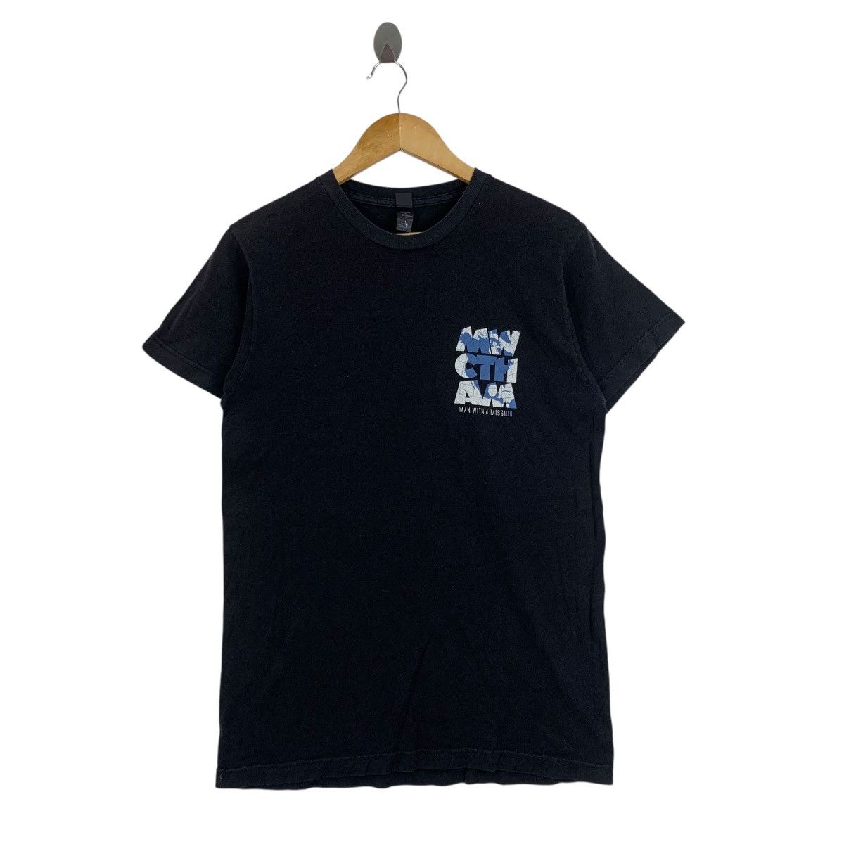Japanese Brand MAN WITH A MISSION Chasing The Horizon Japanese Band Tshirt Size US M / EU 48-50 / 2 - 2 Thumbnail