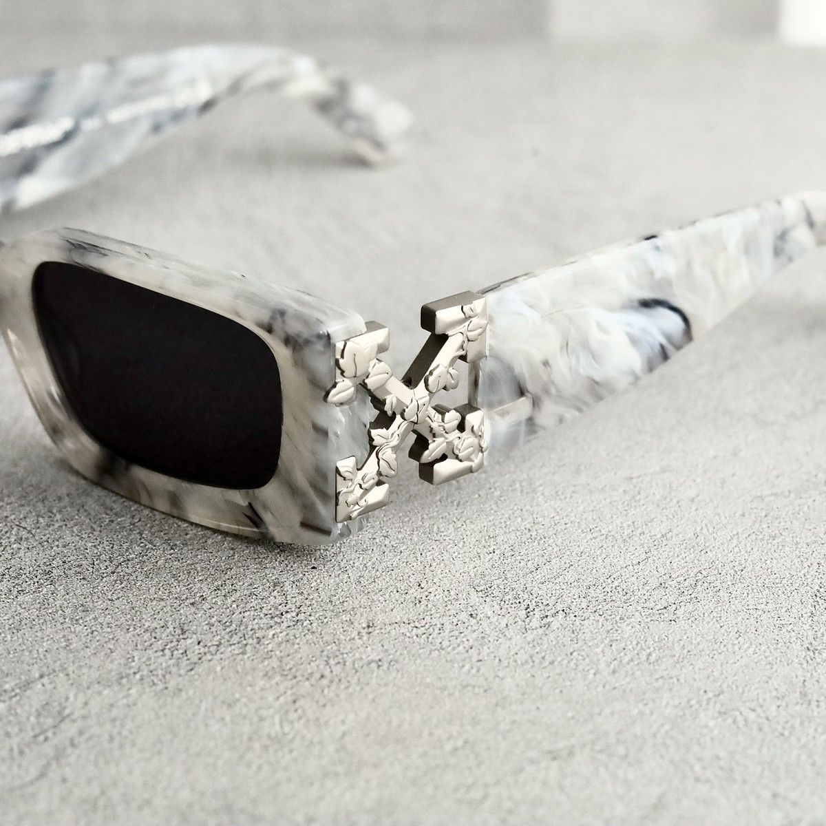 Off-White OFF WHITE ROMA SUNGLASSES Size ONE SIZE - 3 Thumbnail