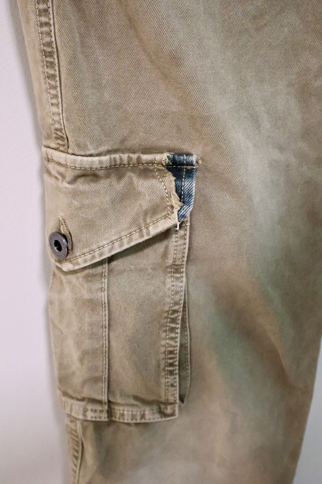 Diesel Black Gold Diesel Black Gold Cargo Pants / Army Green / Size 30 Size US 30 / EU 46 - 7 Thumbnail