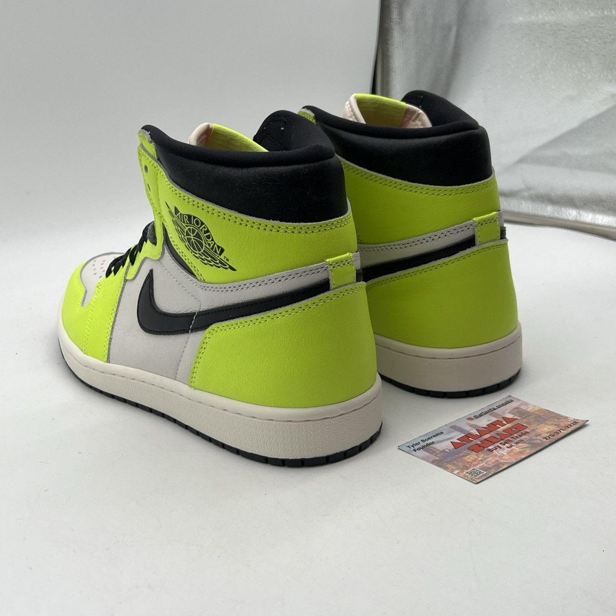 Nike Air Jordan 1 High Visionaire Size US 12 / EU 45 - 4 Thumbnail