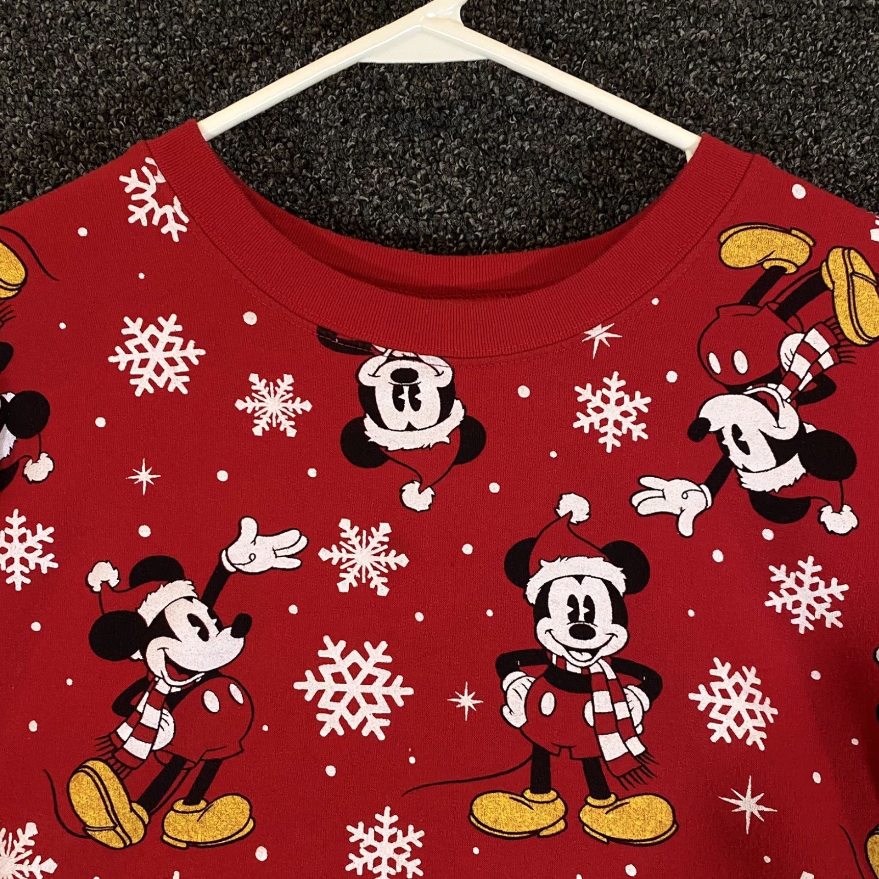 Disney VINTAGE Mickey Mouse Sweatshirt Womens L Red Christmas Disney Pullover Crewneck Sweater Womens Size L / US 10 / IT 46 - 2 Thumbnail