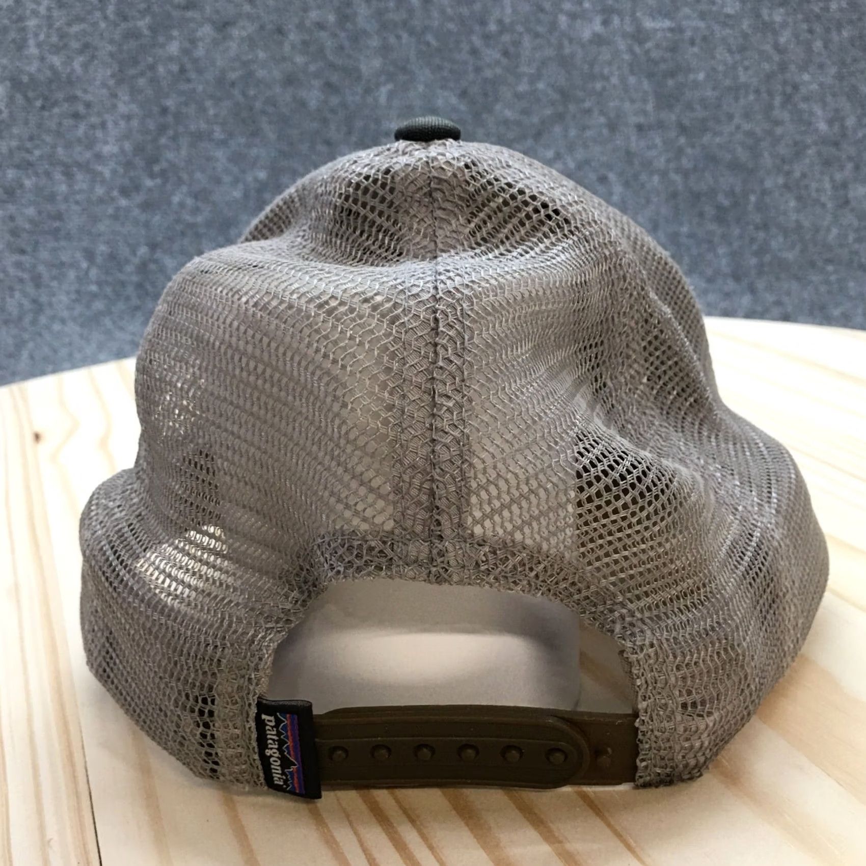 Patagonia Patagonia Trucker Hat Mens Brown OS Adjustable Curved Brim Embroidered Logo Size ONE SIZE - 7 Thumbnail
