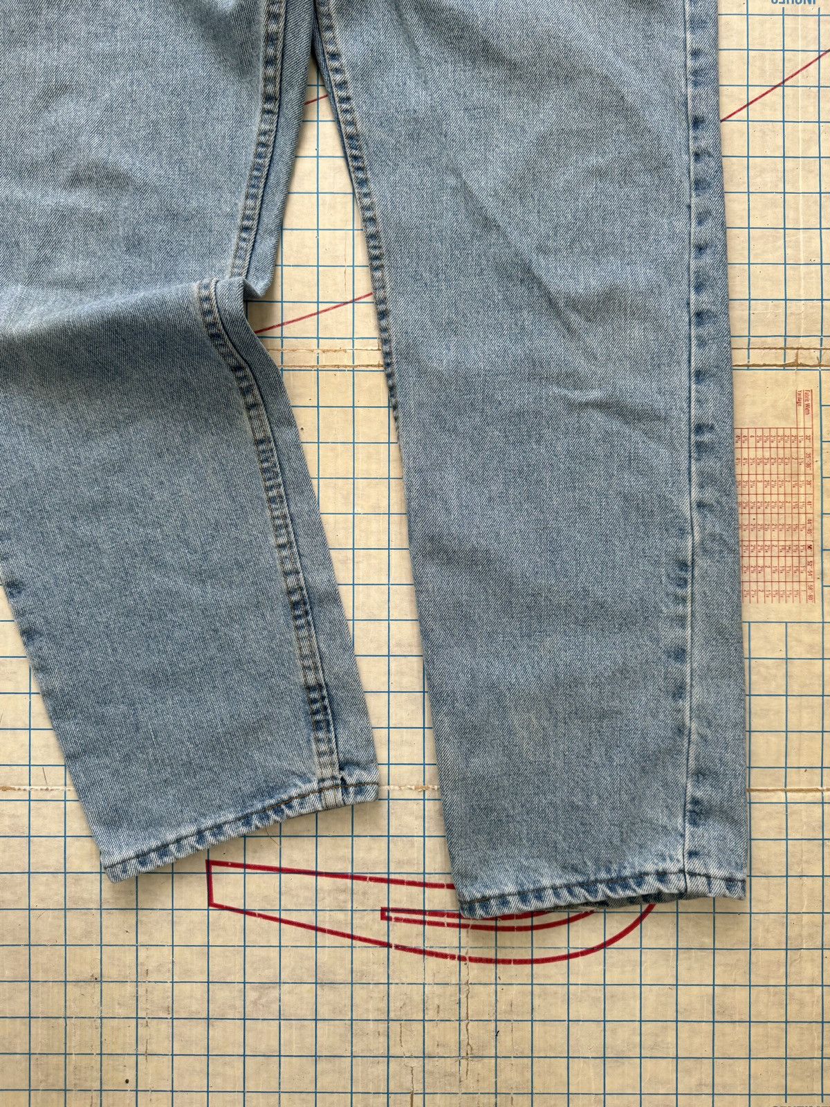 Levi's × Levi's Vintage Clothing × Vintage Levi’s 505 Light Stonewash Vintage Jeans Fits 36 Regular Fit Size US 36 / EU 52 - 5 Thumbnail