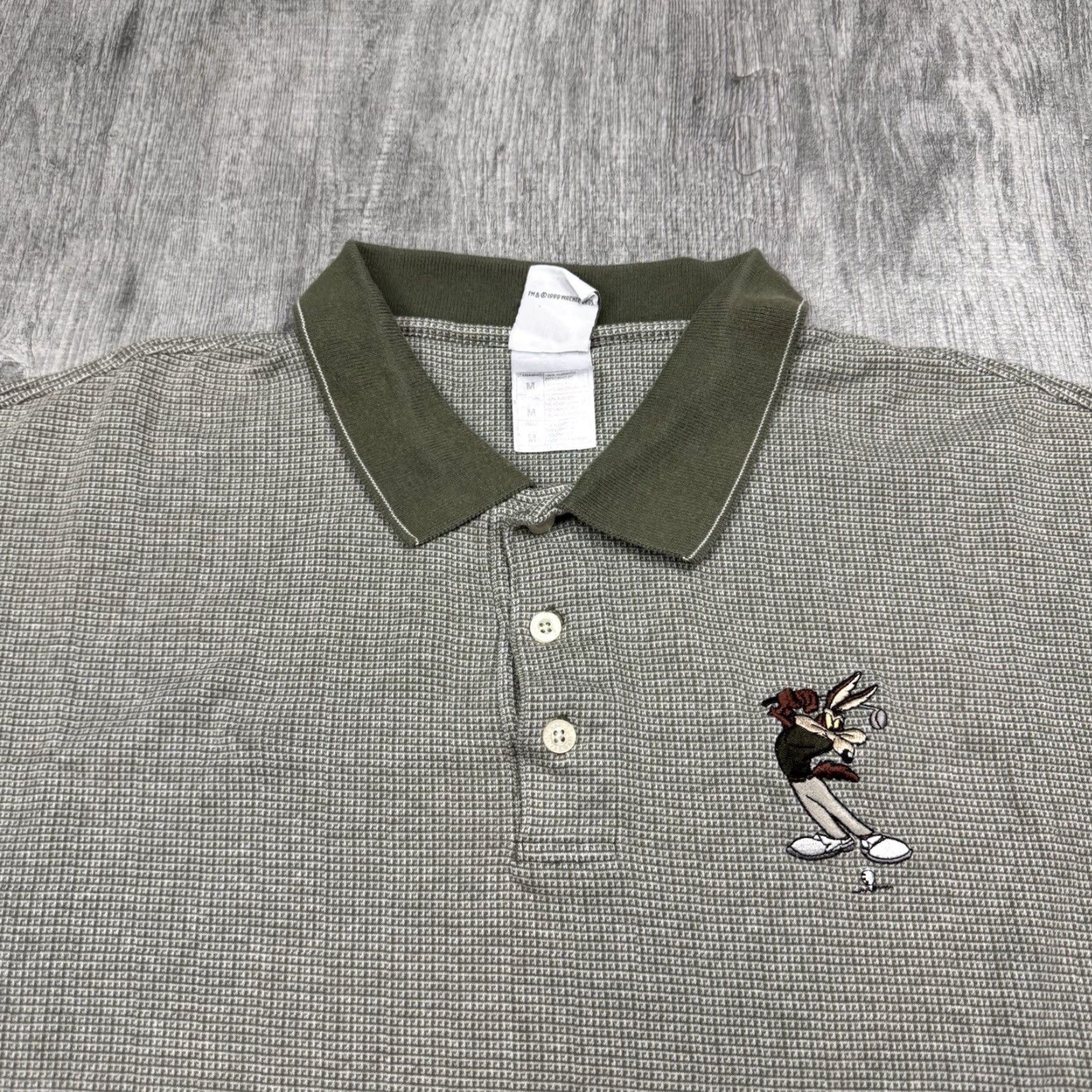 Vintage VINTAGE Warner Bros. Polo Shirt Mens M Green WILE E COYOTE Embroidered Knit Golf Polo 100% Cotton Short Sleeve Size US M / EU 48-50 / 2 - 2 Thumbnail