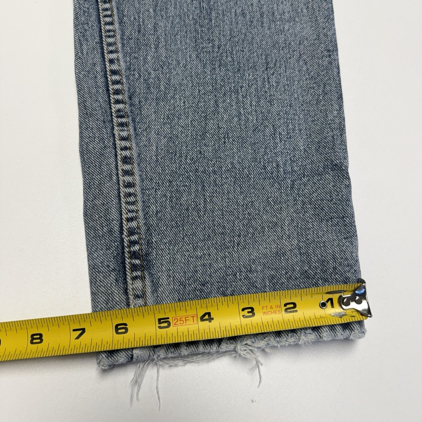 Levi's Vintage Levi's Jeans Mens 34x32 (32x30.5) Made in USA Size US 34 / EU 50 - 16 Thumbnail