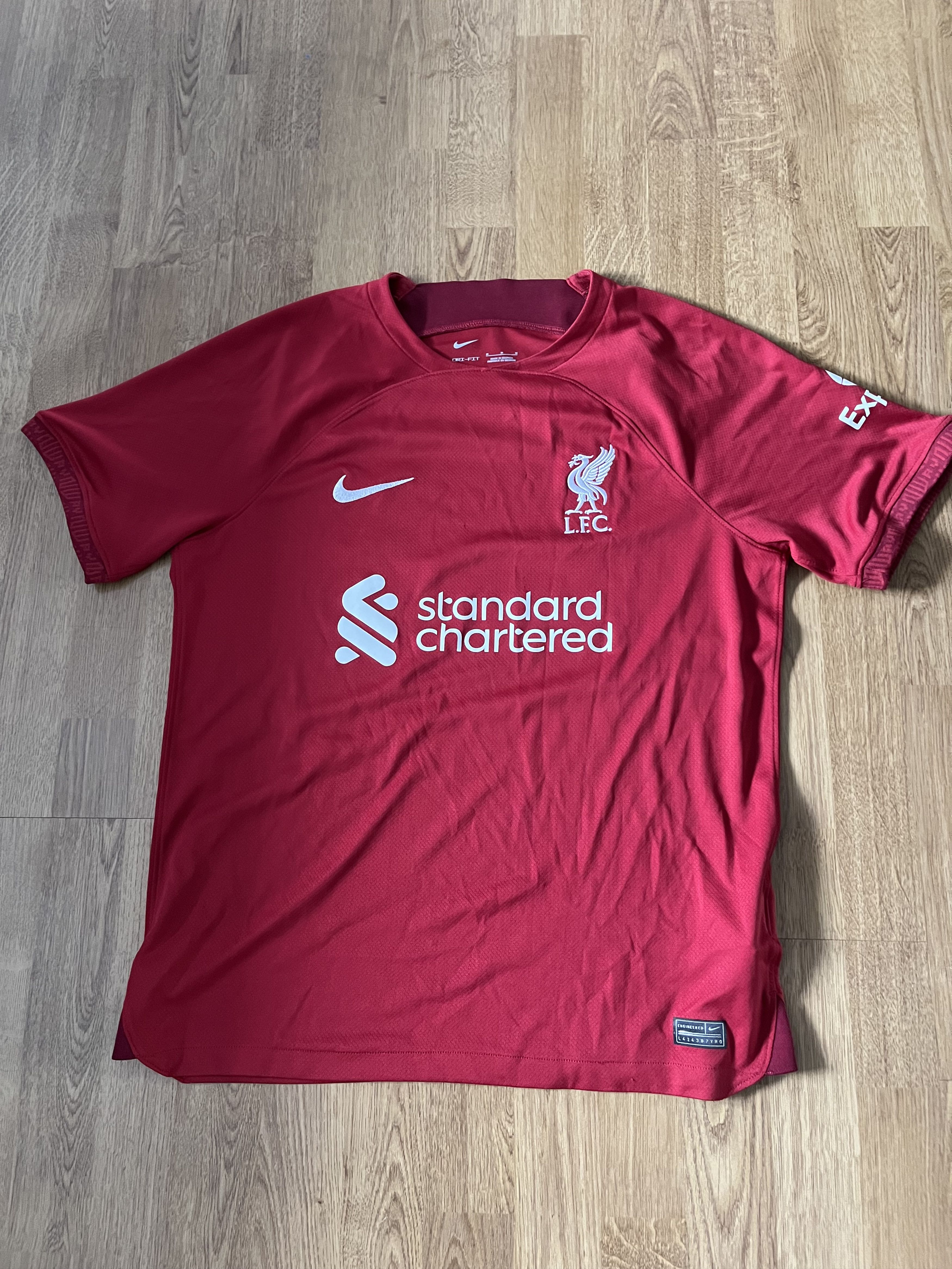 Nike Liverpool 2021-22 Nike football kit Size US M / EU 48-50 / 2 - 1 Thumbnail