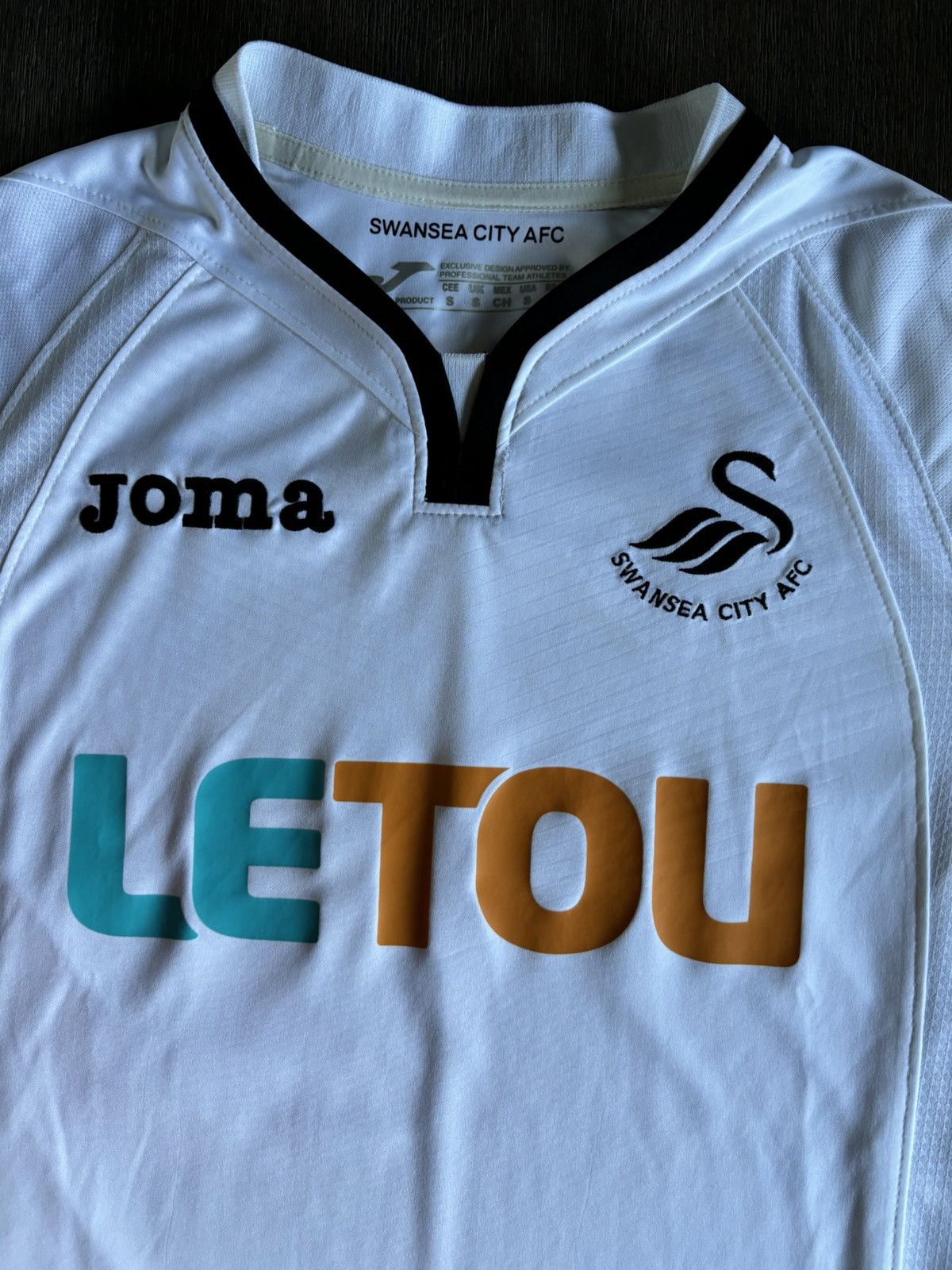 Joma Swansea City 2017/18 Joma Home Kit Size US S / EU 44-46 / 1 - 2 Thumbnail
