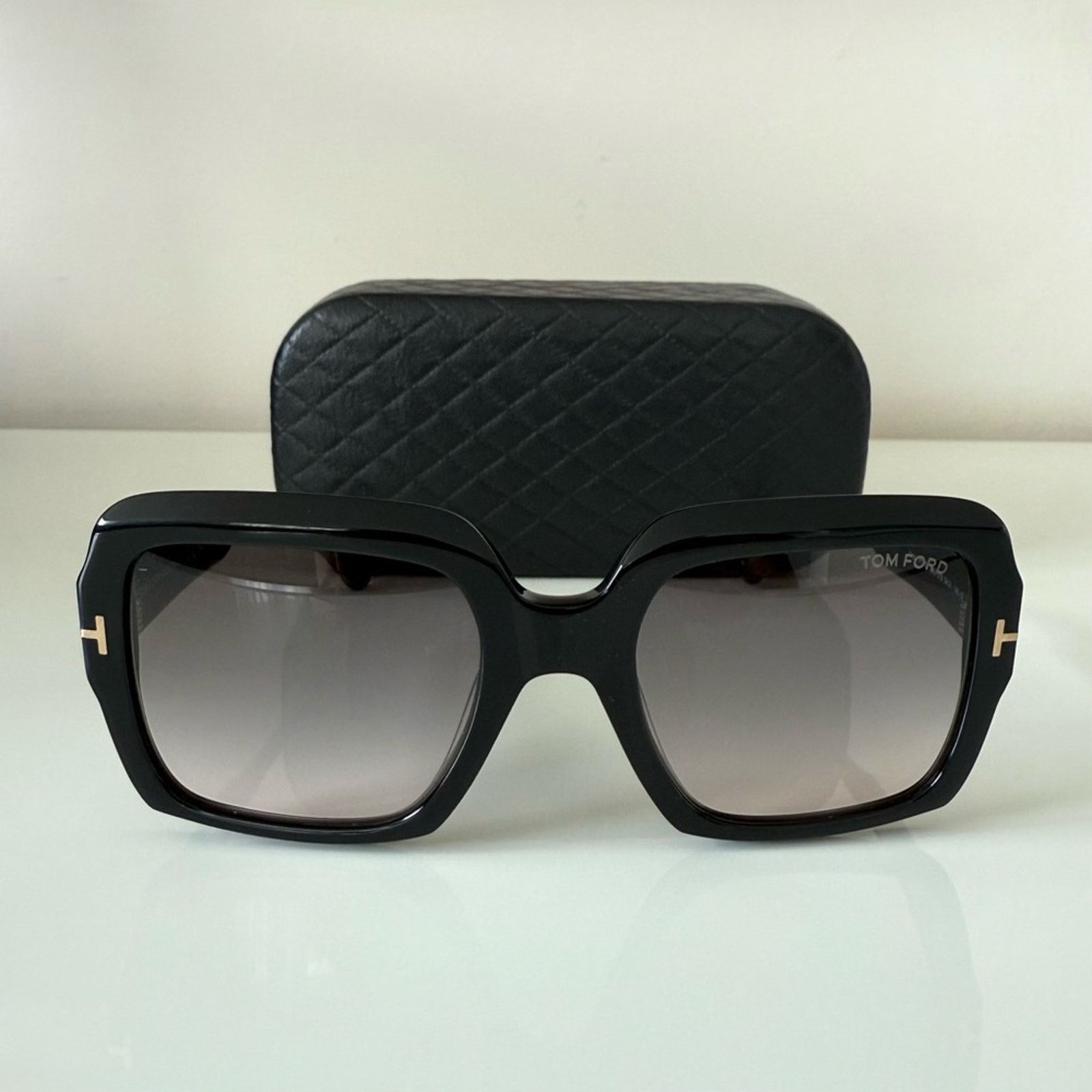 ?️ New Tom Ford Hanley FT1034 01B Sunglasses - Shiny Black Frame Screenshot2025-04-14at11.25.  main image 4