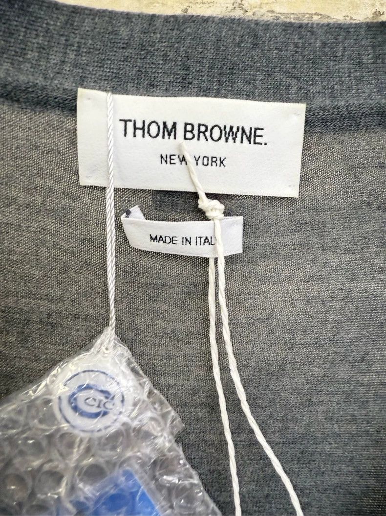Thom Browne THOM BROWNE Grey Classic Cashmere Cardigan 2502-Nextarrow Size US M / EU 48-50 / 2 - 5 Thumbnail